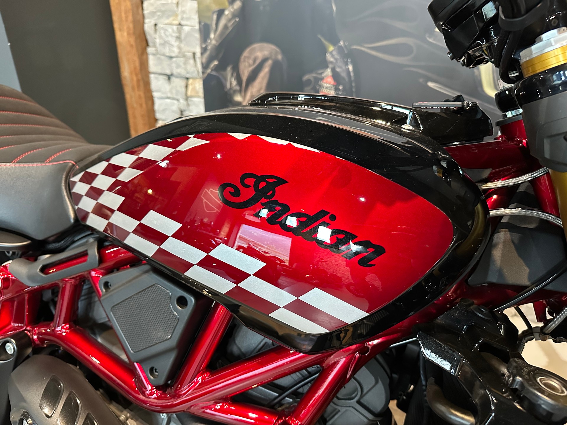 INDIAN 1200 S Race Réplica-image-4