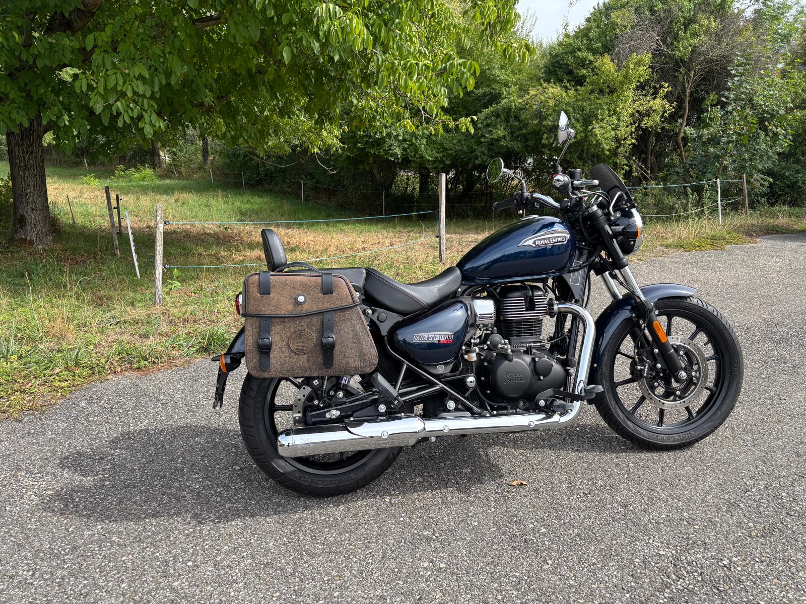 ROYAL ENFIELD Meteor Stellar-image-2