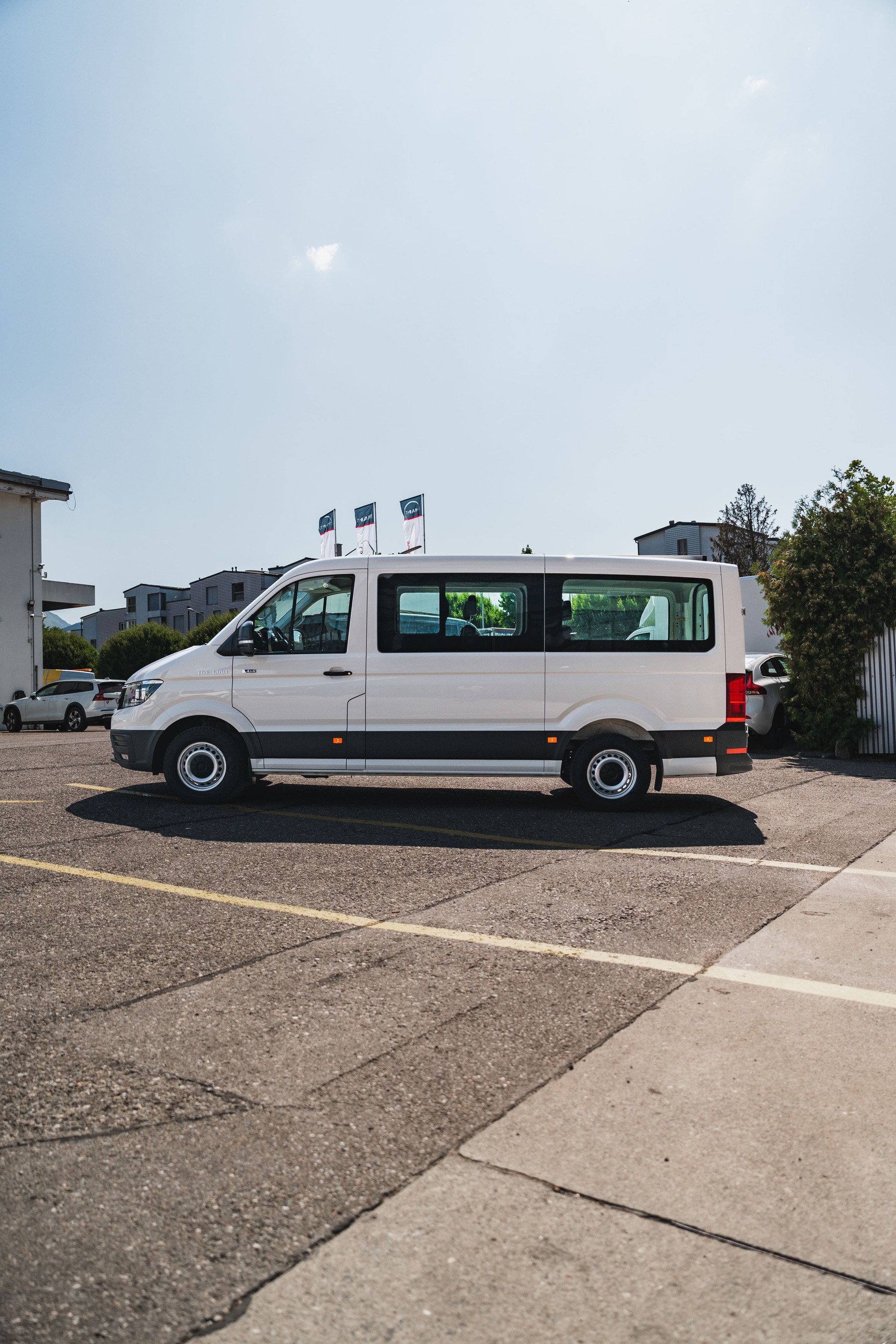 MAN Minibus 9 places 4x4-showroom-element-3