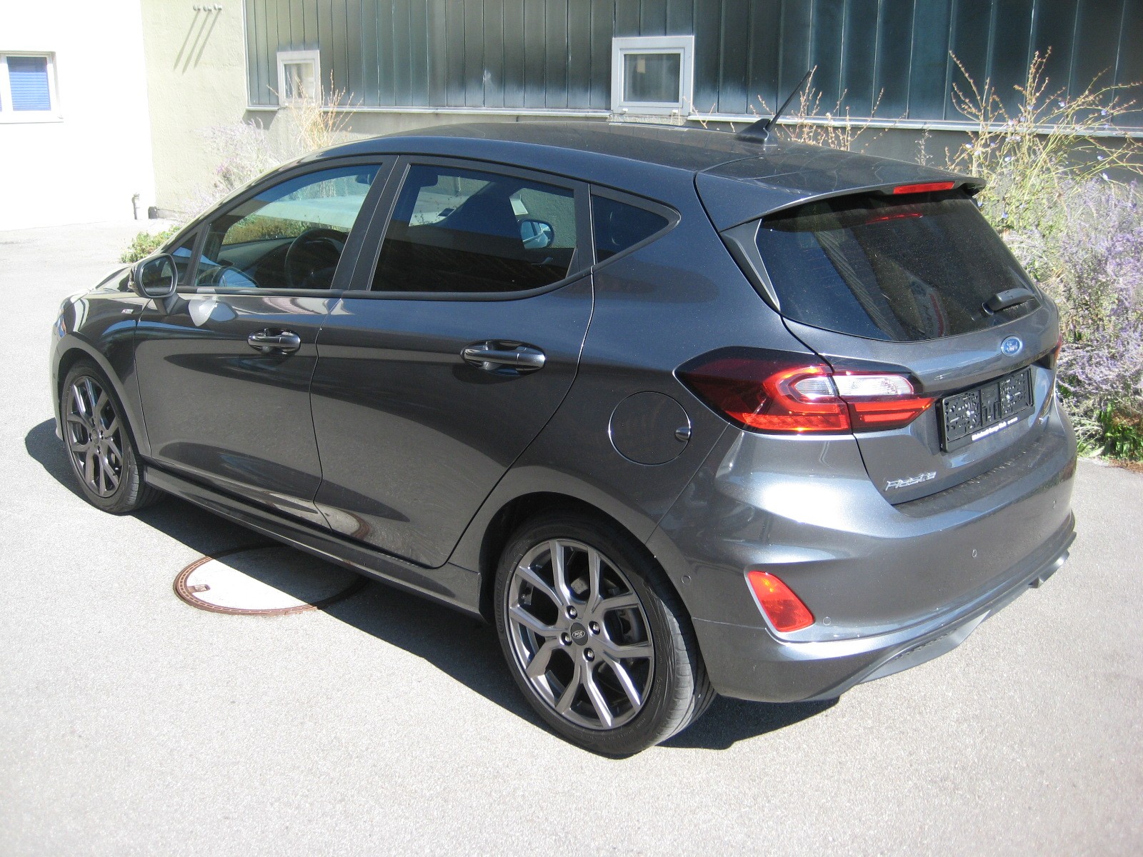 FORD Fiesta 1.0 SCTi MHEV ST Line X Automat-image-2