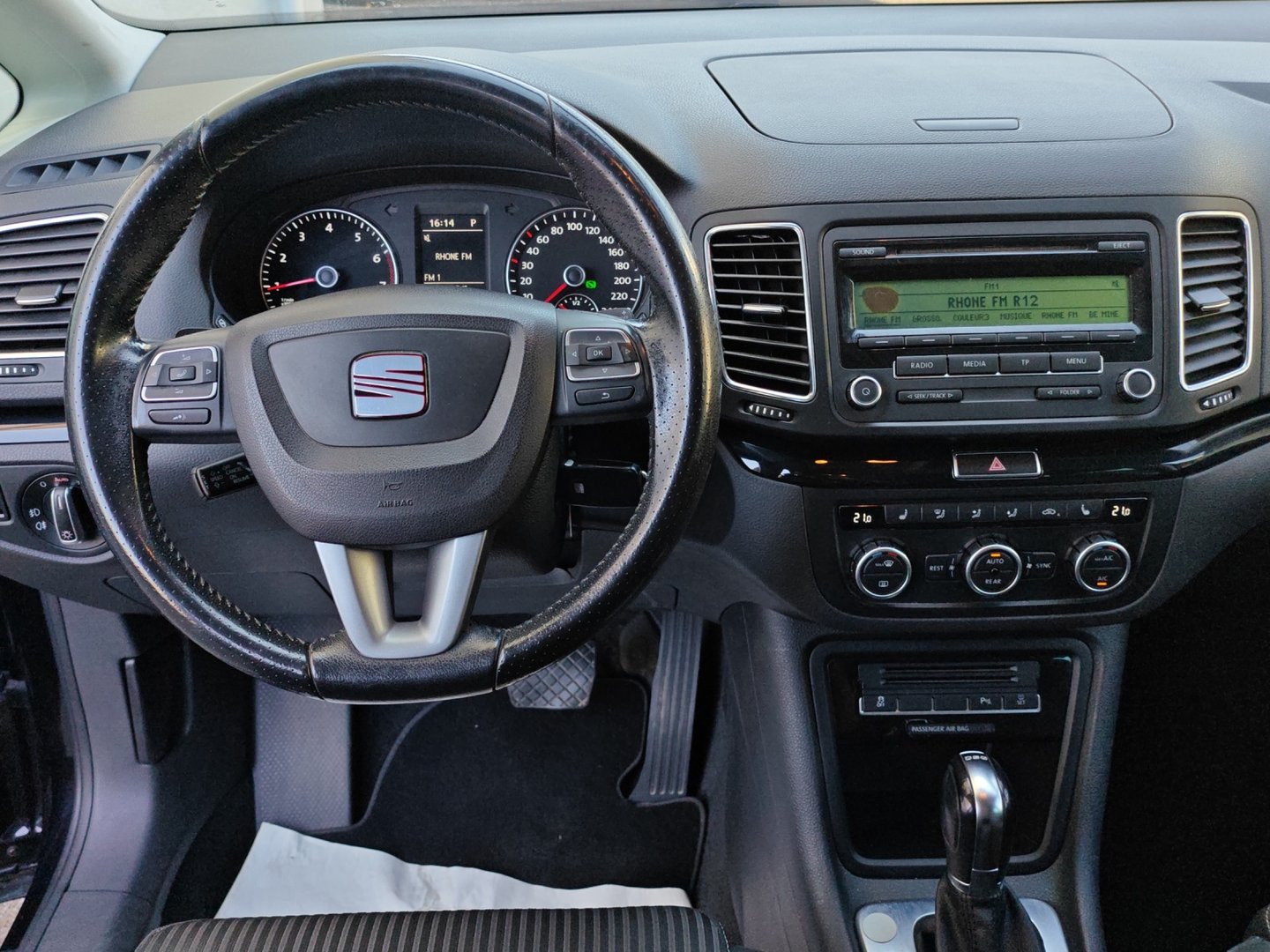SEAT Alhambra 2.0 TSI Style DSG – légèrement grêlé – 7 places, PDC av/ar [Expertisé + Garantie 12 mois]-image-11
