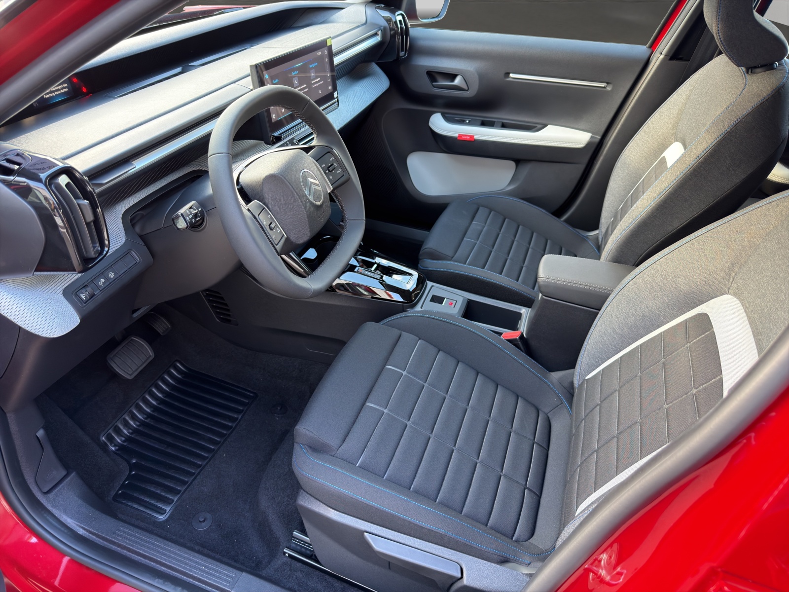 CITROEN C3 1.2 Hybrid Tonic+-showroom-element-3