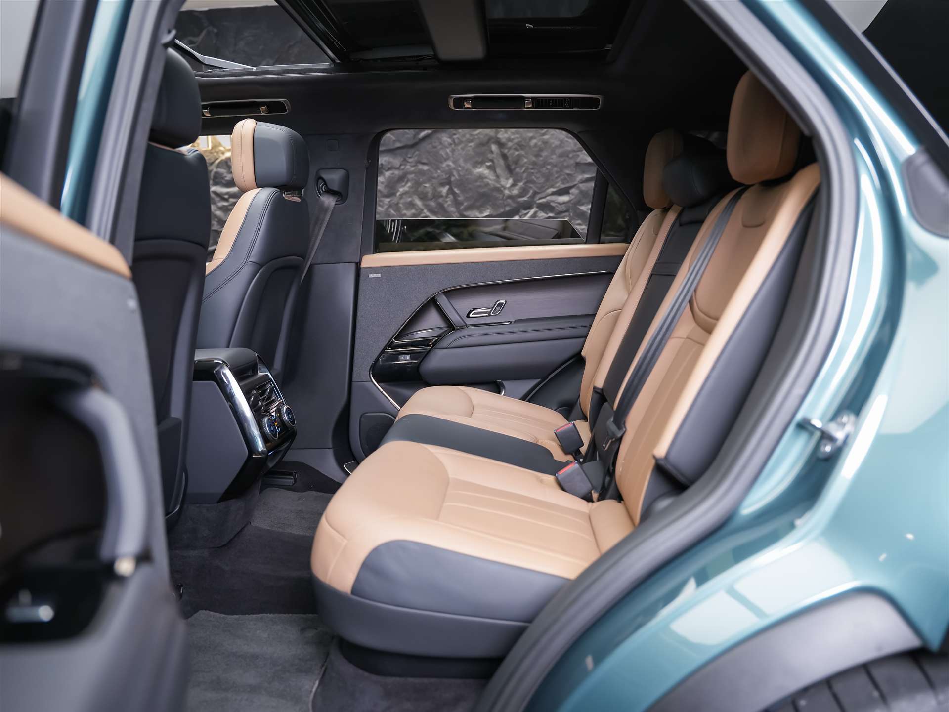 LAND ROVER Range Rover Sport P510e 3.0 Si6 PHEV Autobiography Automatic *24" Felgen*Massage*Panorama*Sitzbelüftung*Head-Up*Luftfederung*-image-14
