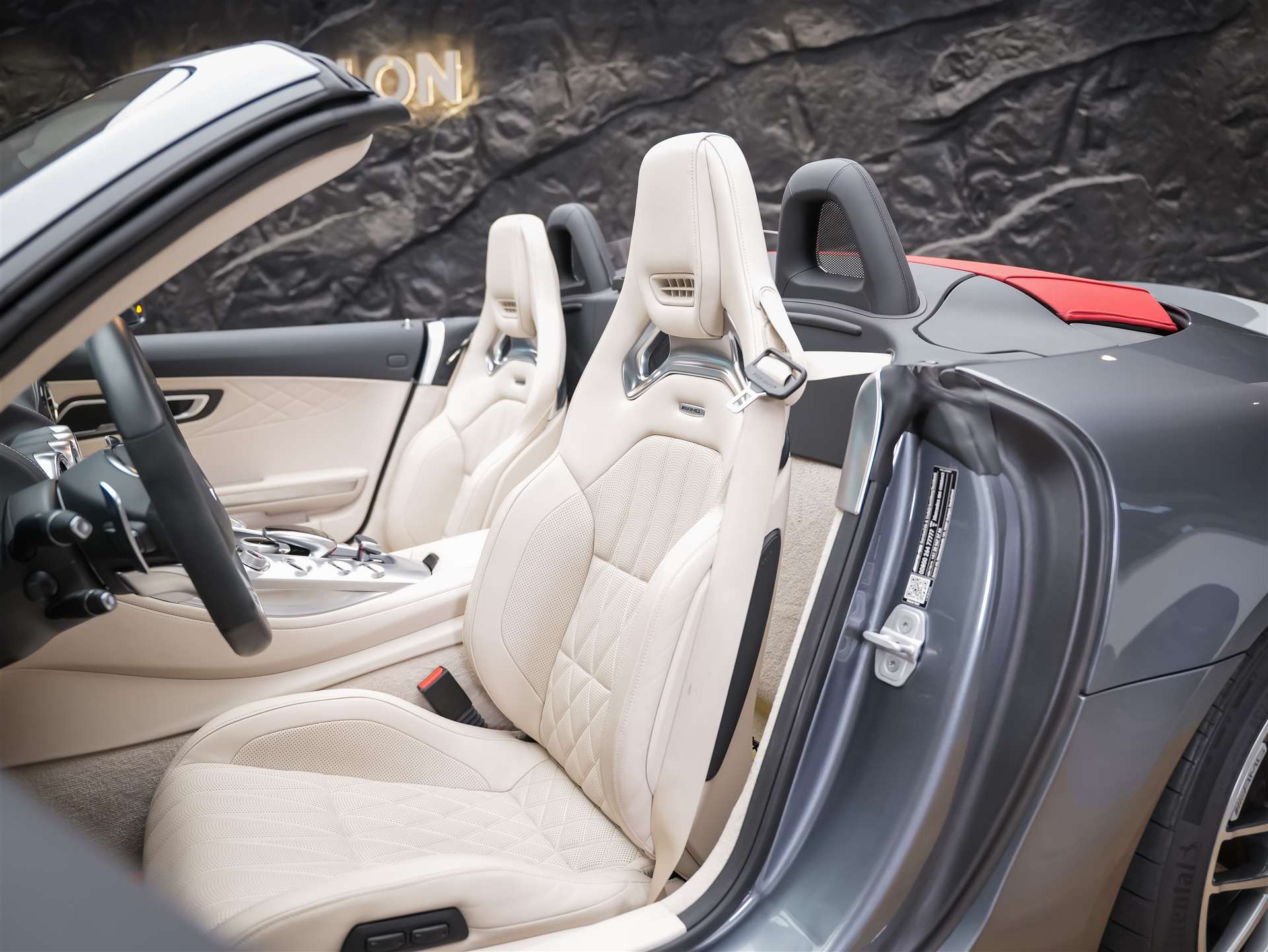 MERCEDES-BENZ AMG GT C Roadster Speedshift DCT* CH Fahrzeug*ohne OPF*Schalensitze*Nackenheizung*-image-16
