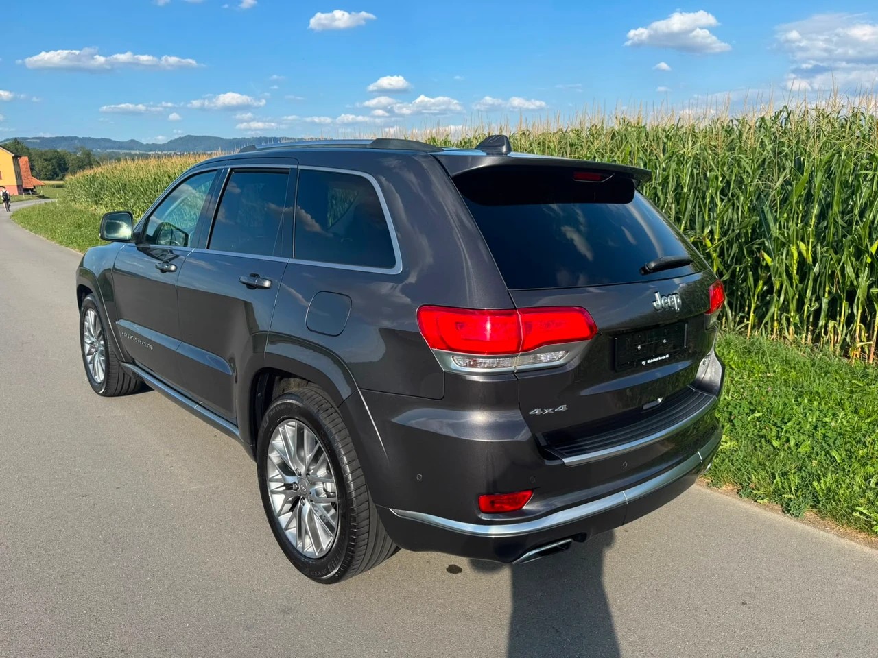 JEEP Grand Cherokee 3.0 CRD Summit Automatic mit Anhängerkupplung 3.5t-image-3