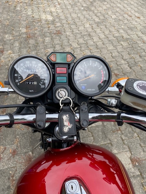 YAMAHA XS 650-image-9