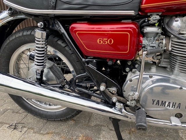 YAMAHA XS 650-image-11