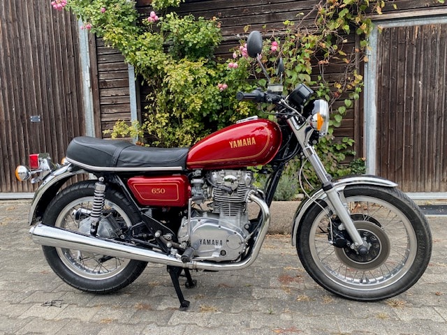 YAMAHA XS 650-image-0