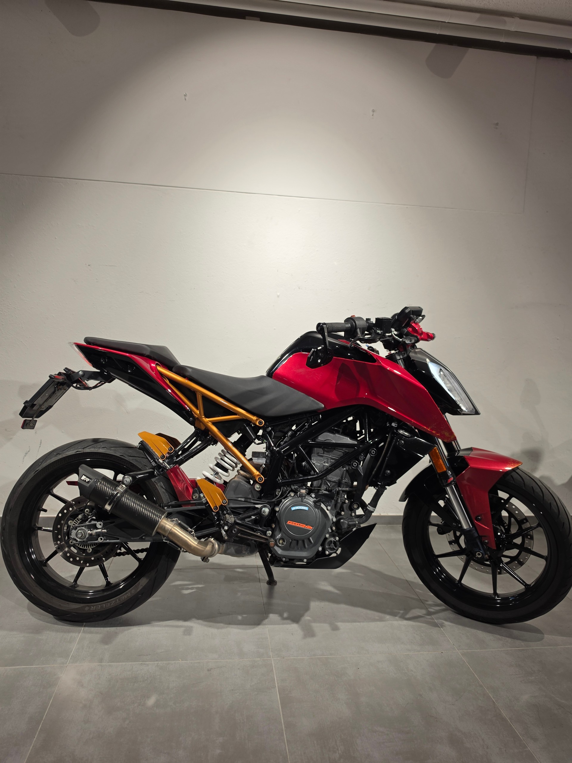 KTM 125 Duke ABS-image-0