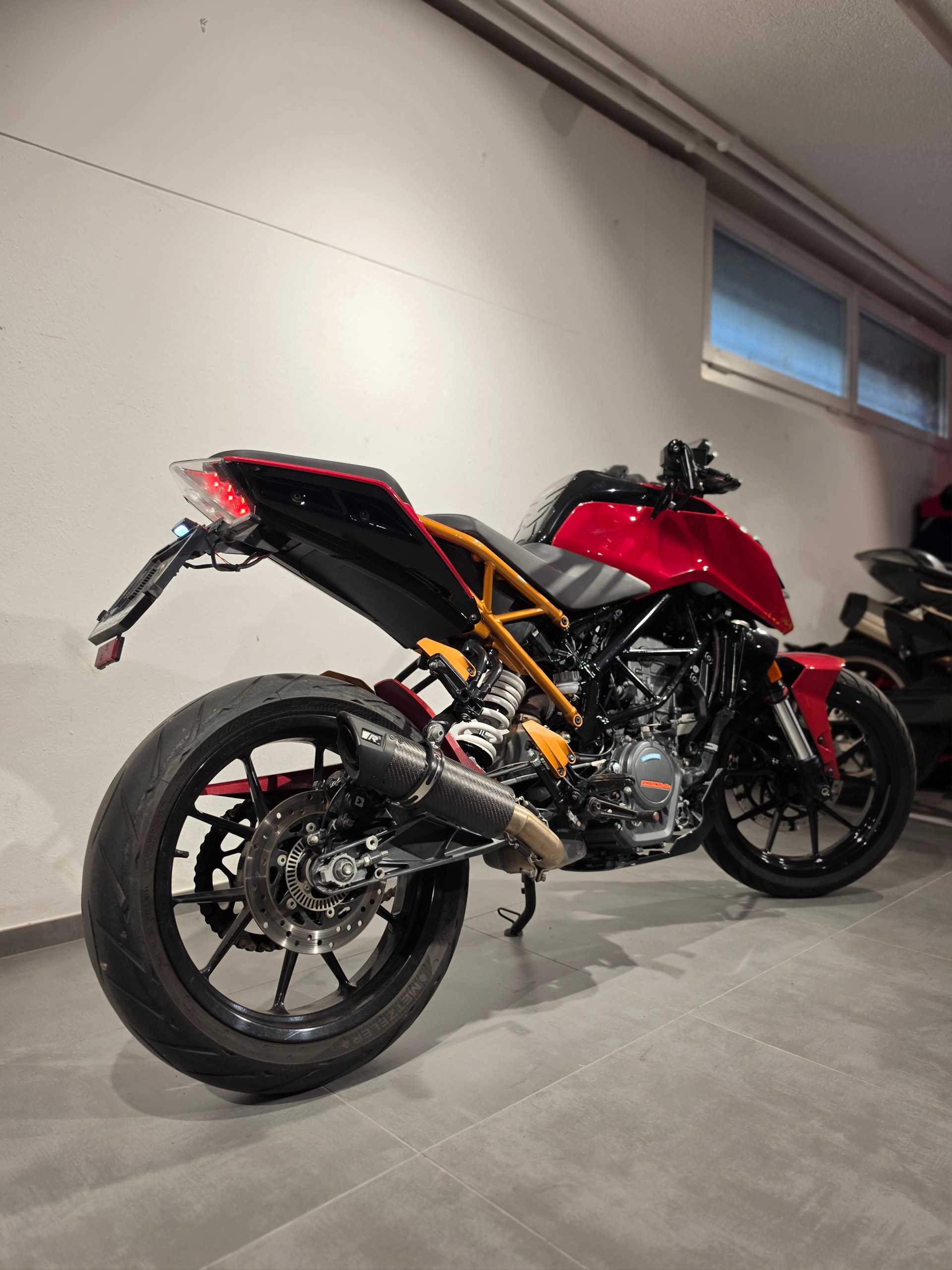 KTM 125 Duke ABS-image-3