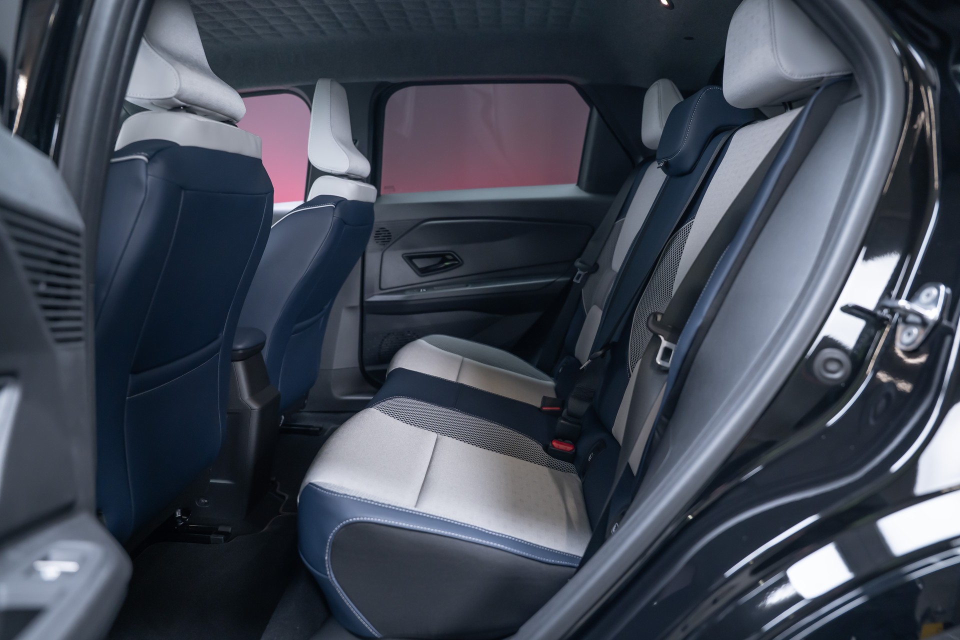 RENAULT R5 E-Tech Comfort Range Roland Garros / Rückfahrkamera / Lenkradheizung / Sitzheizung-image-16