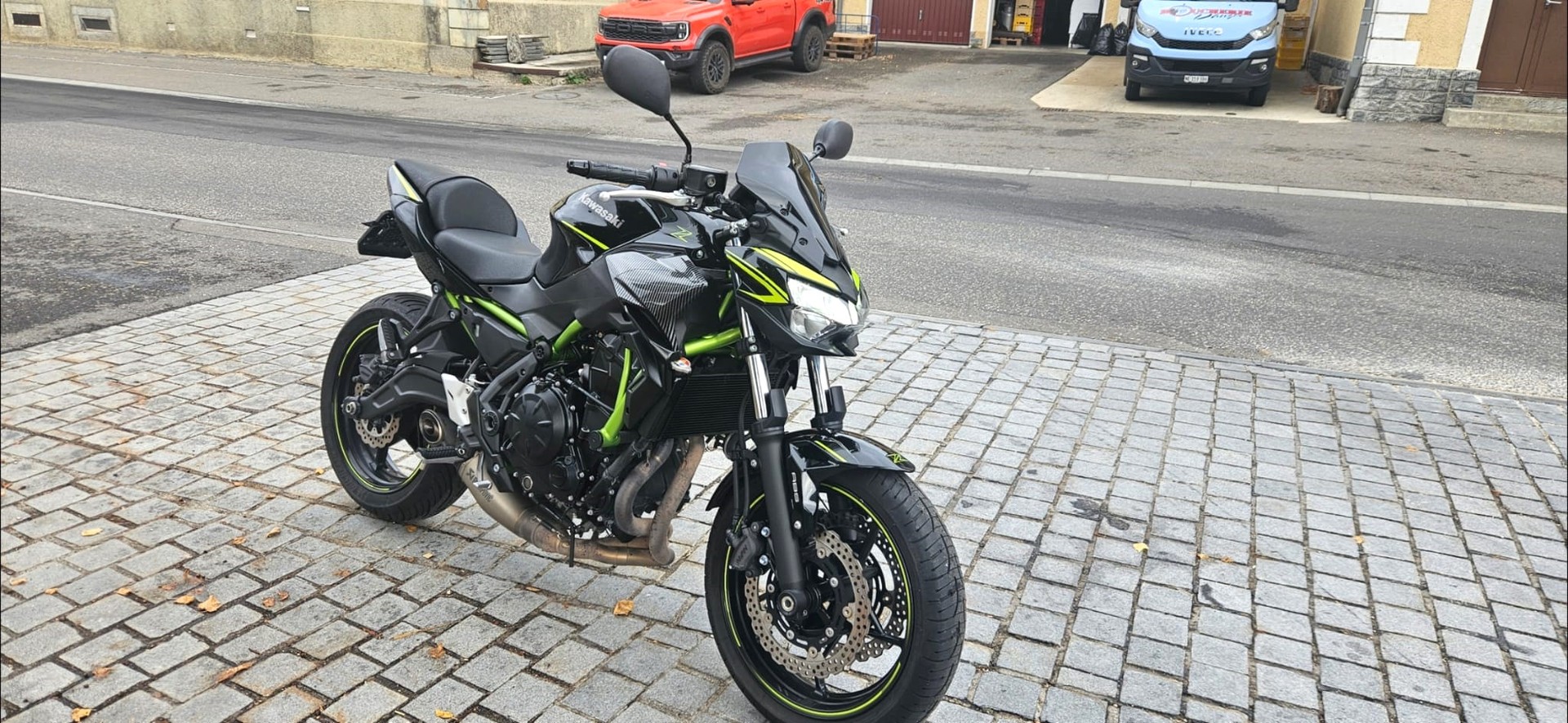 KAWASAKI Z 650 ABS-image-1