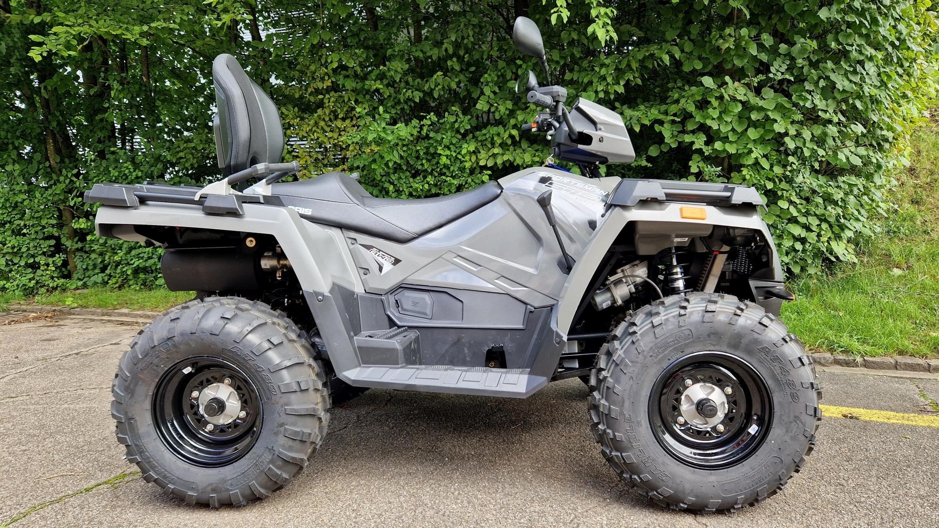 POLARIS SPORTSMAN 570 Touring 4x4-image-3