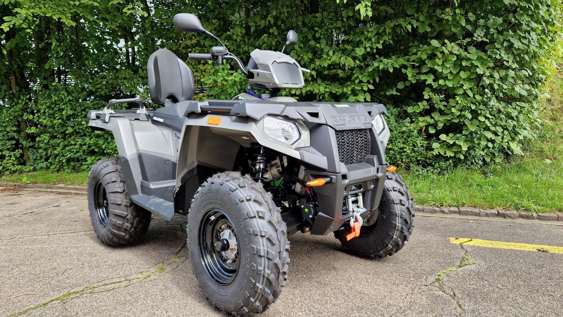 POLARIS SPORTSMAN 570 Touring 4x4