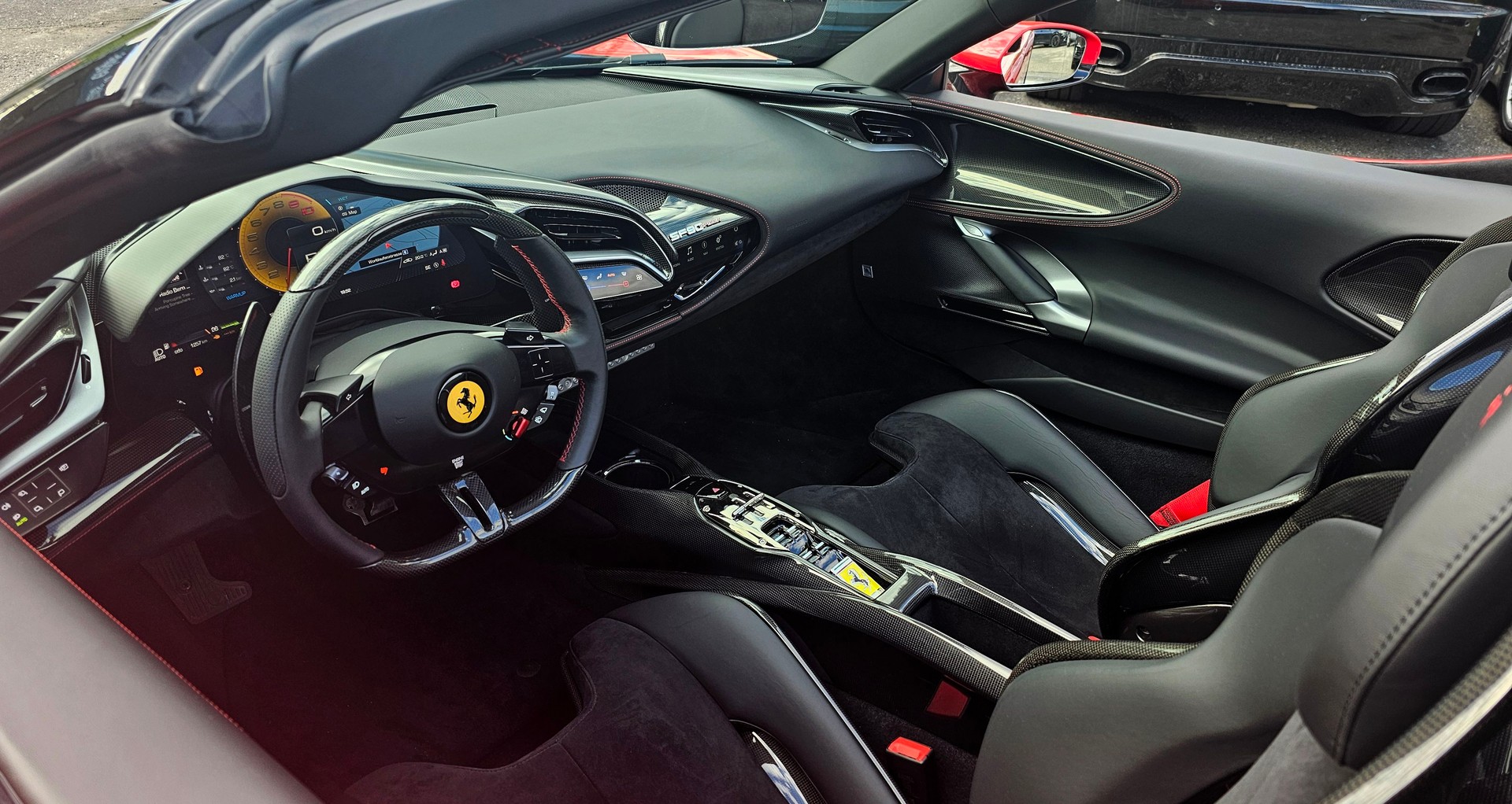 FERRARI SF90 Spider Assetto Fiorano-image-9