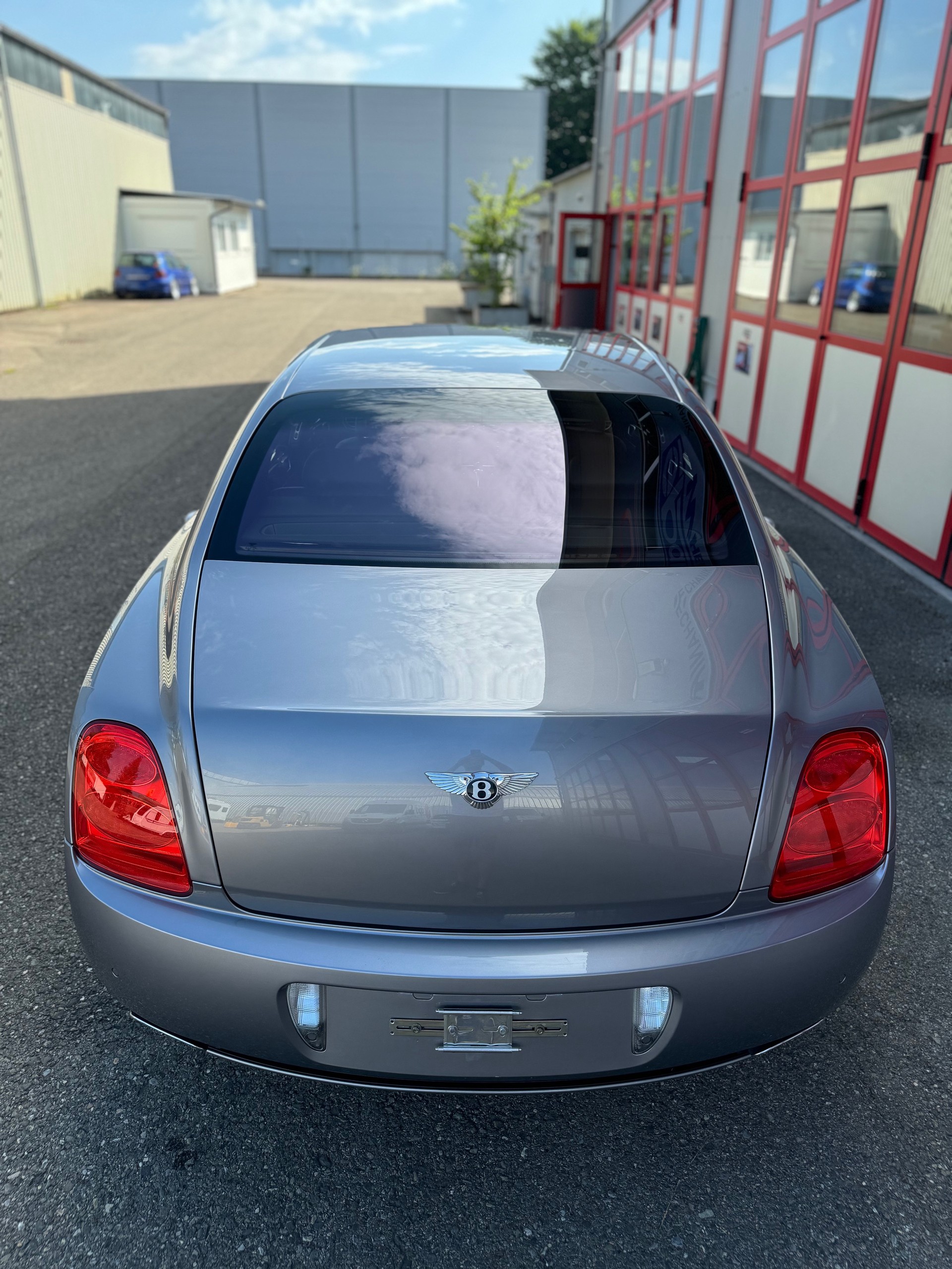BENTLEY Continental Flying Spur 6.0-image-13