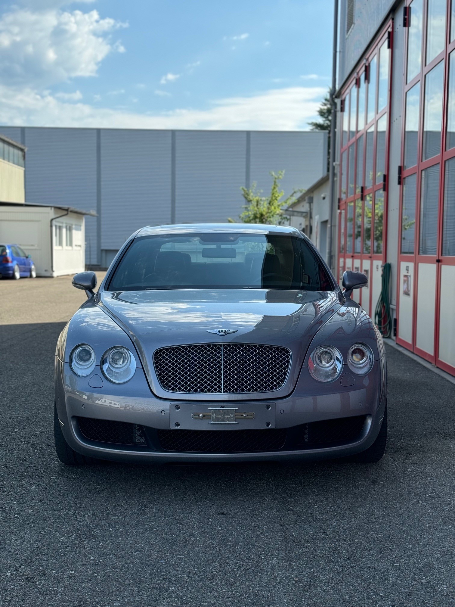 BENTLEY Continental Flying Spur 6.0-showroom-element-1