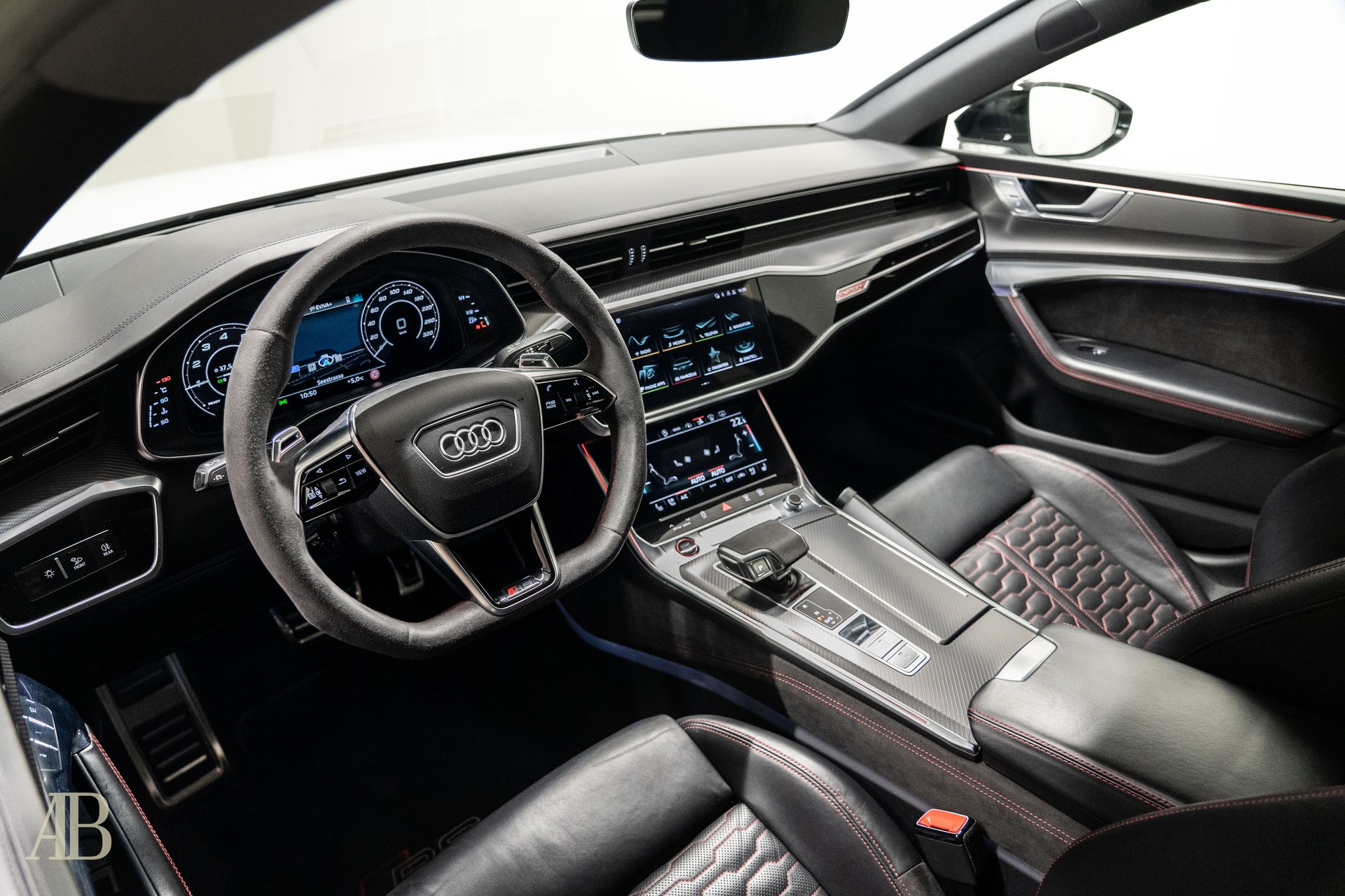 AUDI RS7 Sportback MHEV-image-8