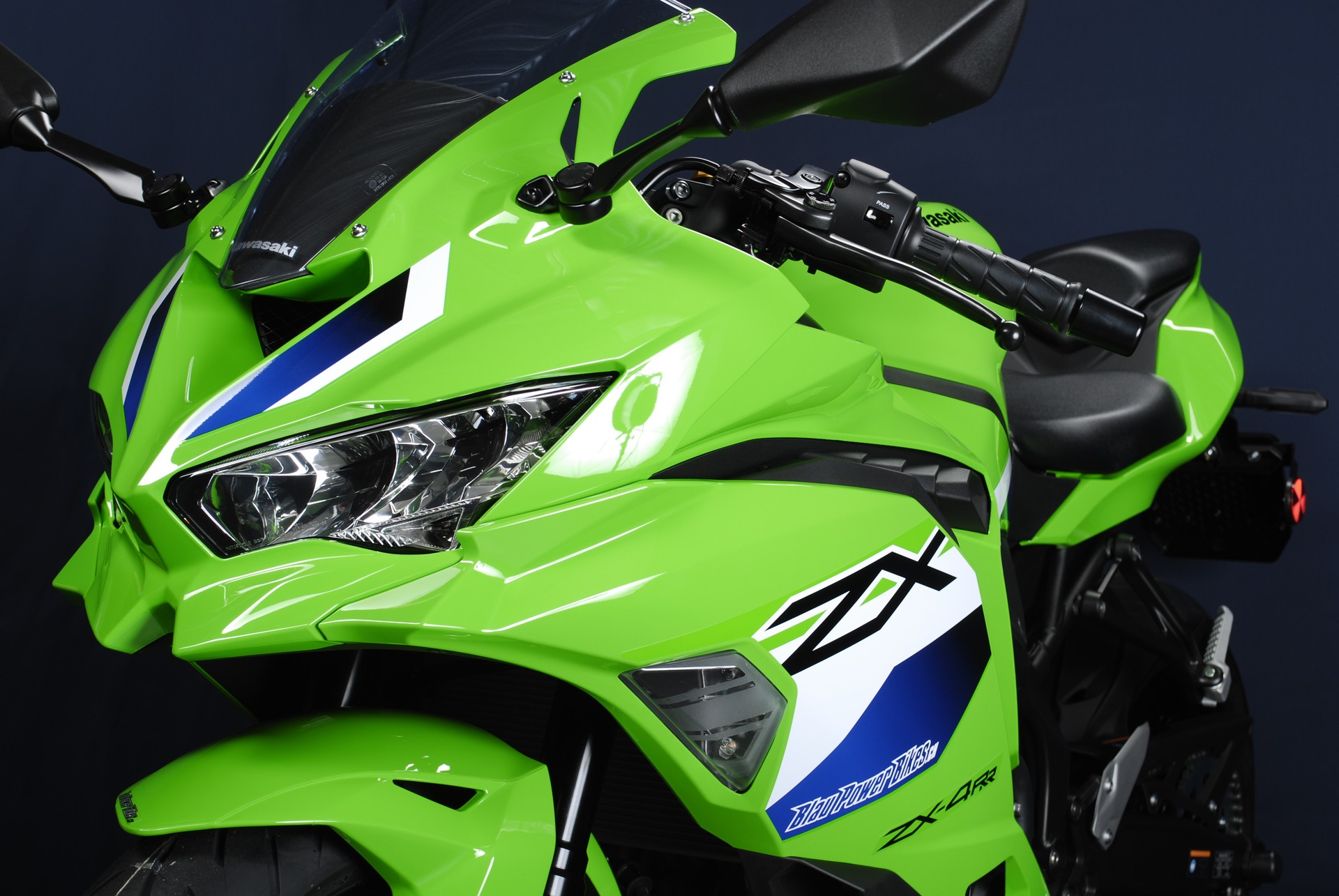 KAWASAKI Ninja ZX-4RR (35 kW) MY26-image-8