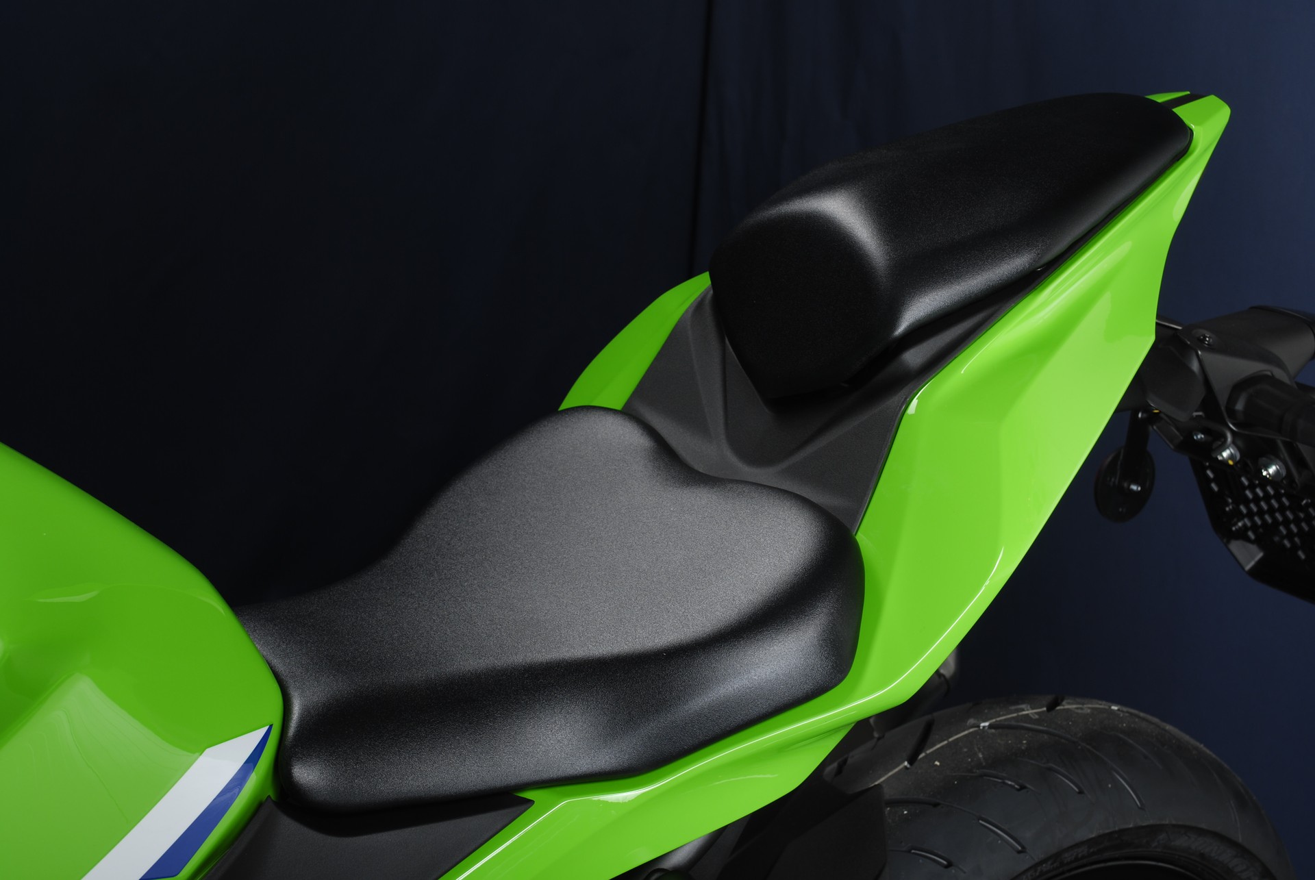 KAWASAKI Ninja ZX-4RR (35 kW) MY26-image-11