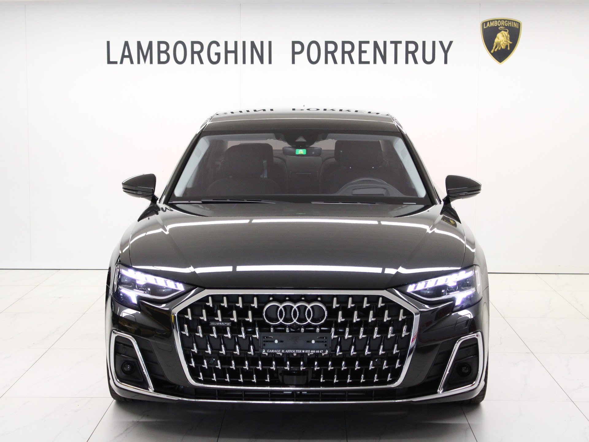 AUDI A8 60 L TFSI e quattro tiptronic-image-4