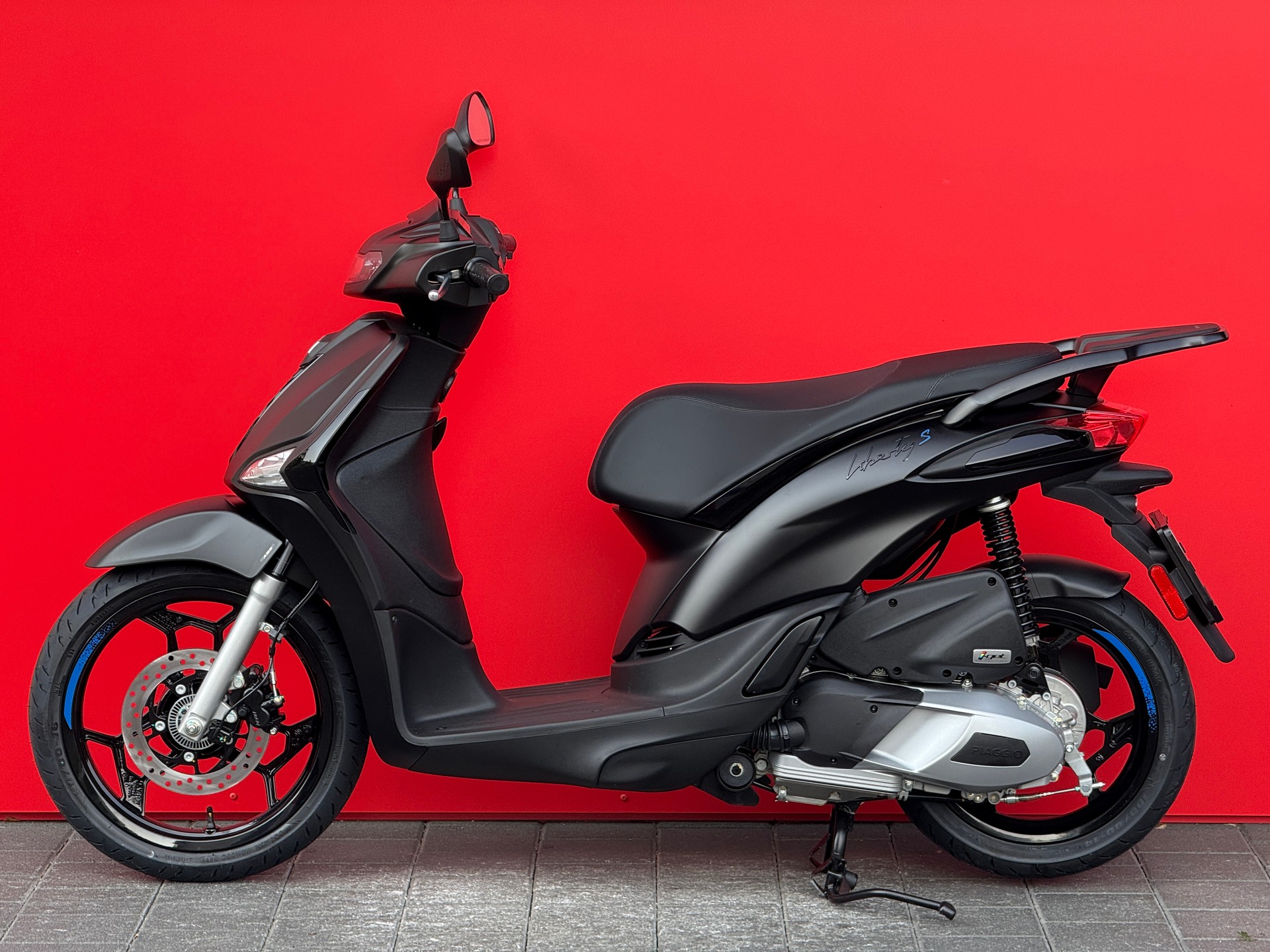 PIAGGIO Liberty 125 Sport E5+-image-14