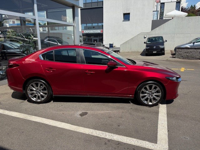 MAZDA 3 Sedan 2.0 186 Exclusive-Line-showroom-element-2