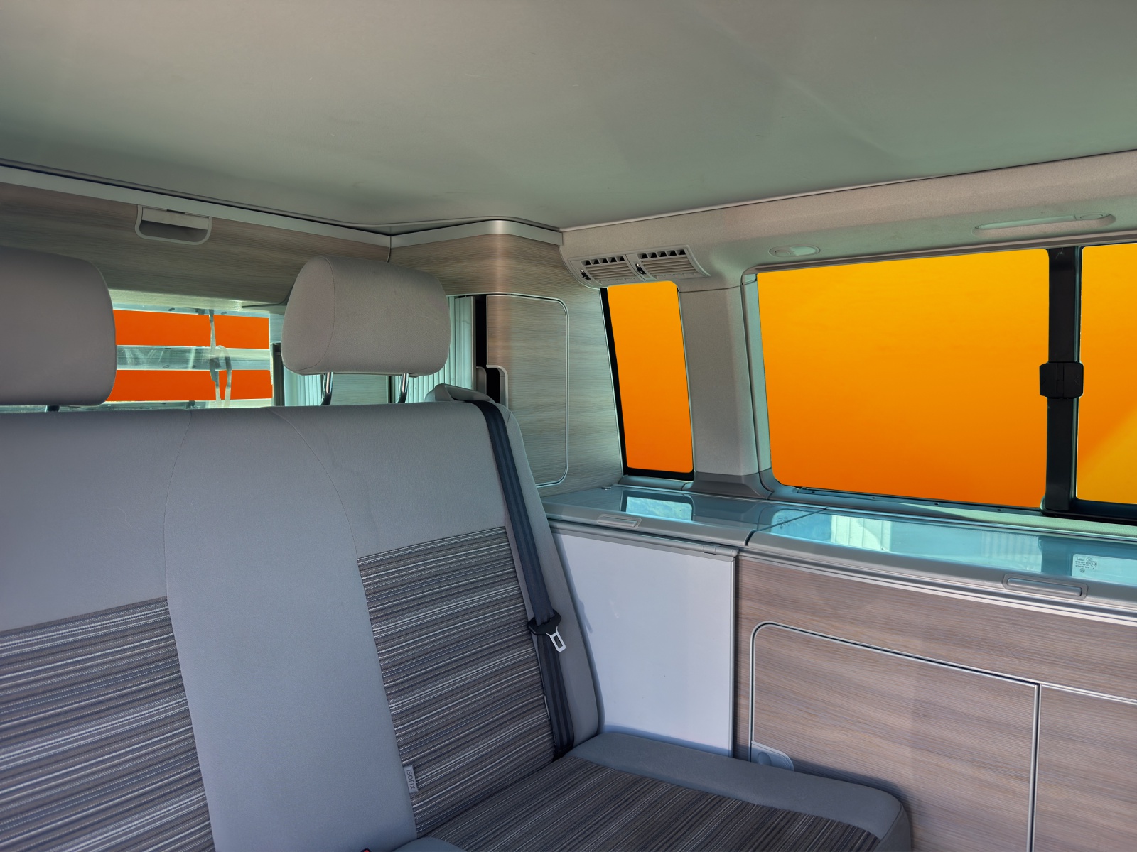 VW T5 California 2.0 TDI Comfortline Last Edition 4Motion-image-13