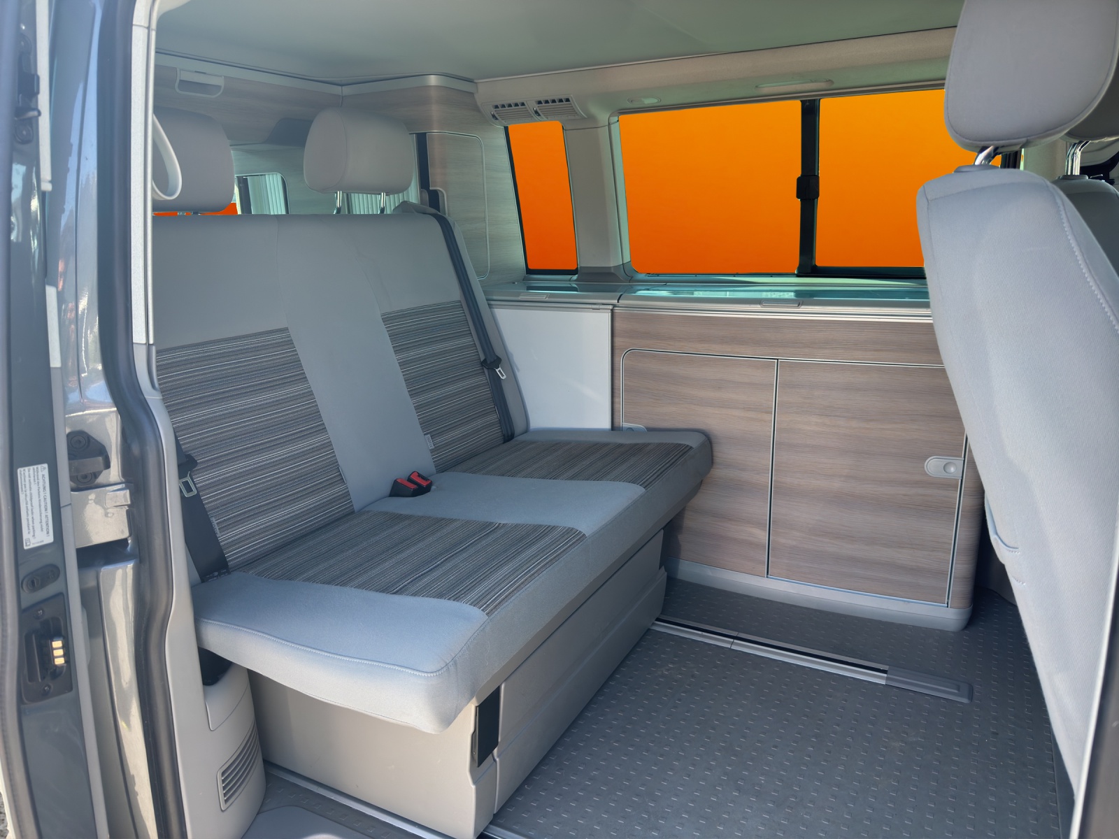 VW T5 California 2.0 TDI Comfortline Last Edition 4Motion-image-11