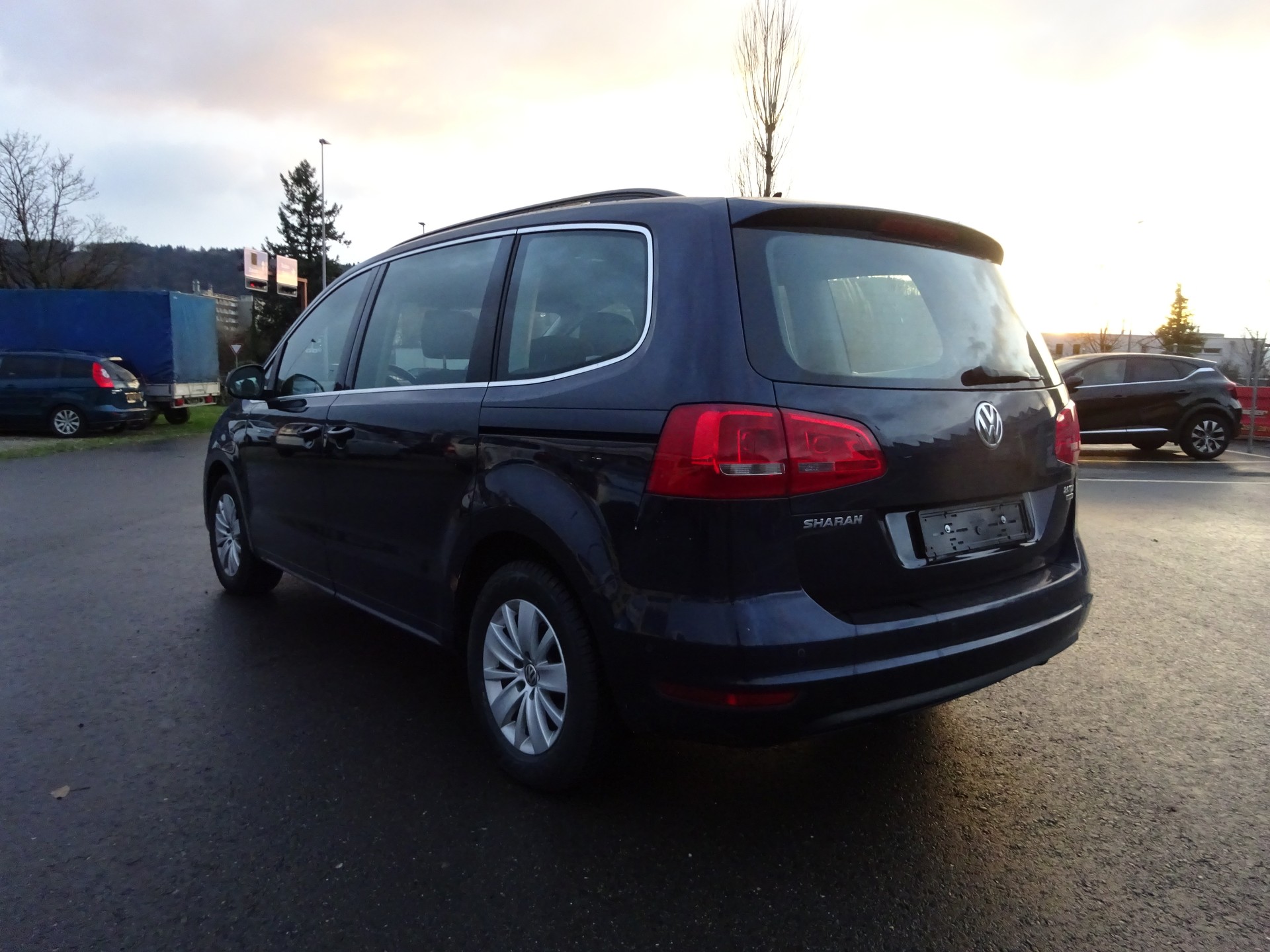 VW Sharan 2.0 TDI BMT Comfortline 4Motion-image-5