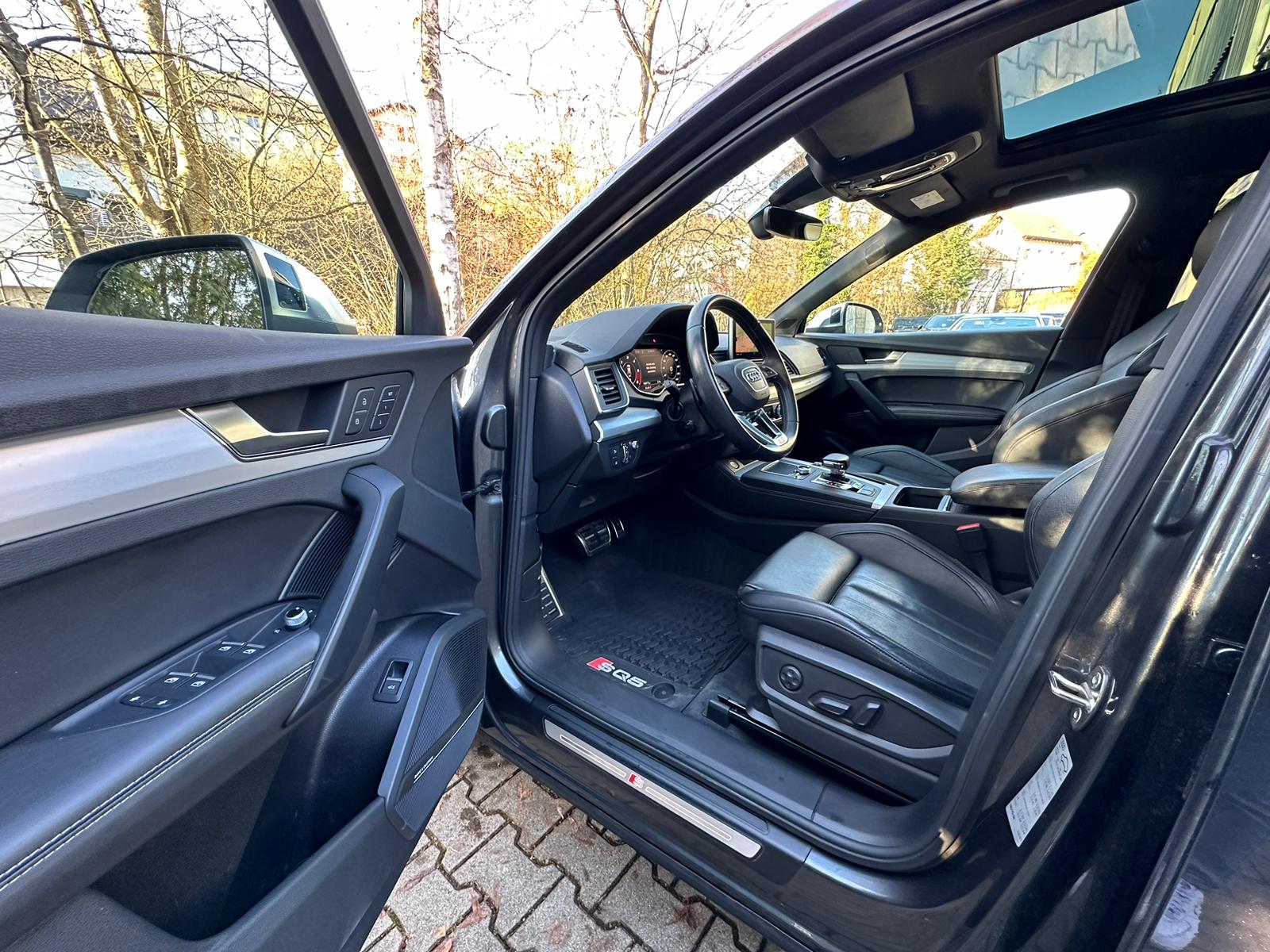 AUDI SQ5 TDI quattro tiptronic-image-9