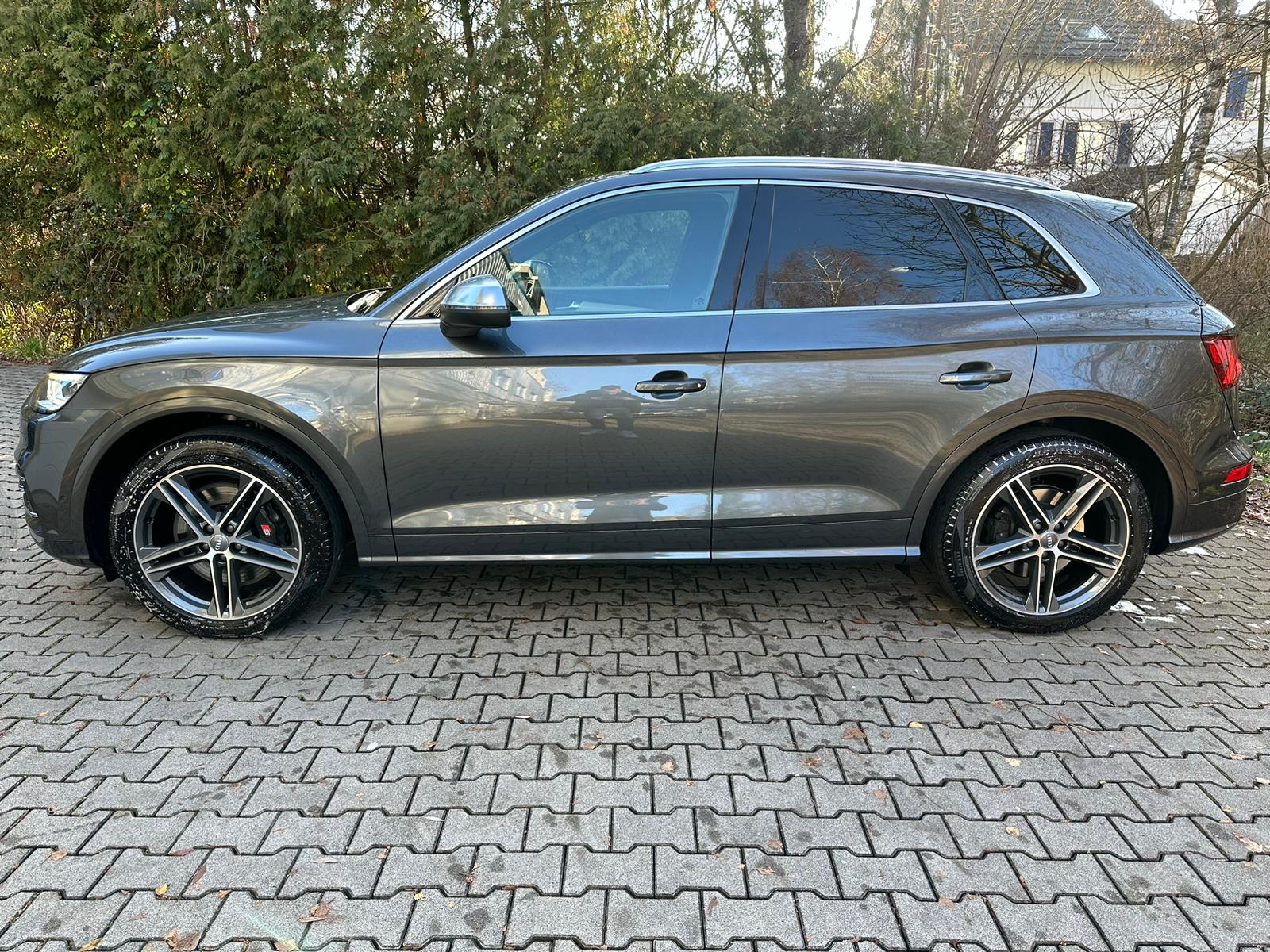 AUDI SQ5 TDI quattro tiptronic-showroom-element-1