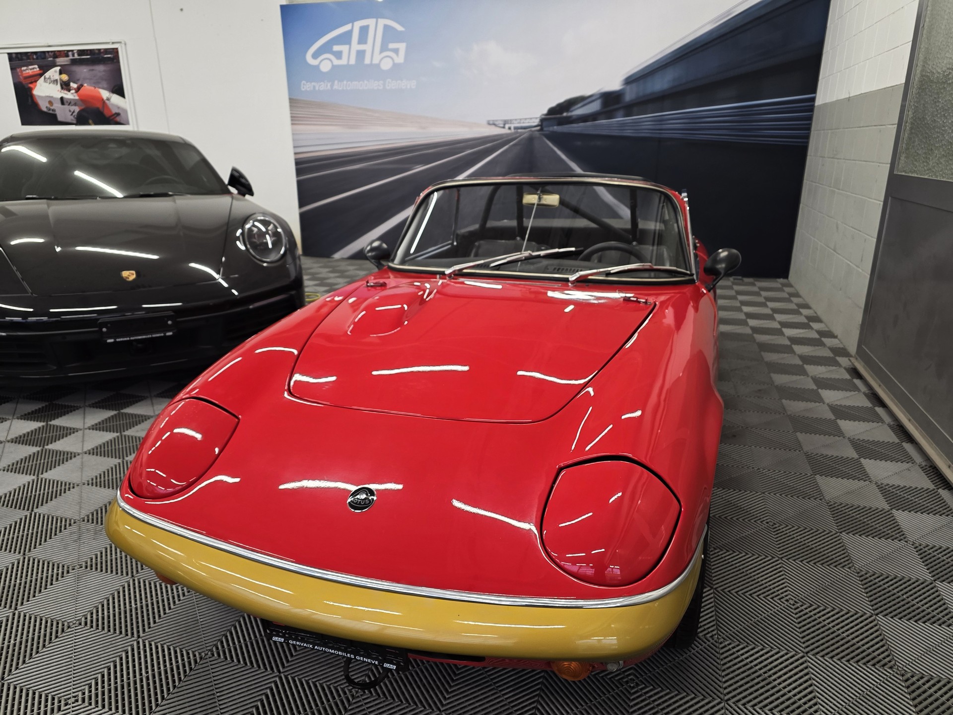 LOTUS ELAN