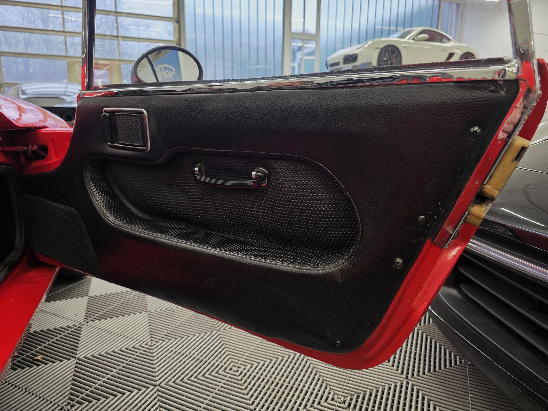 LOTUS ELAN-image-11
