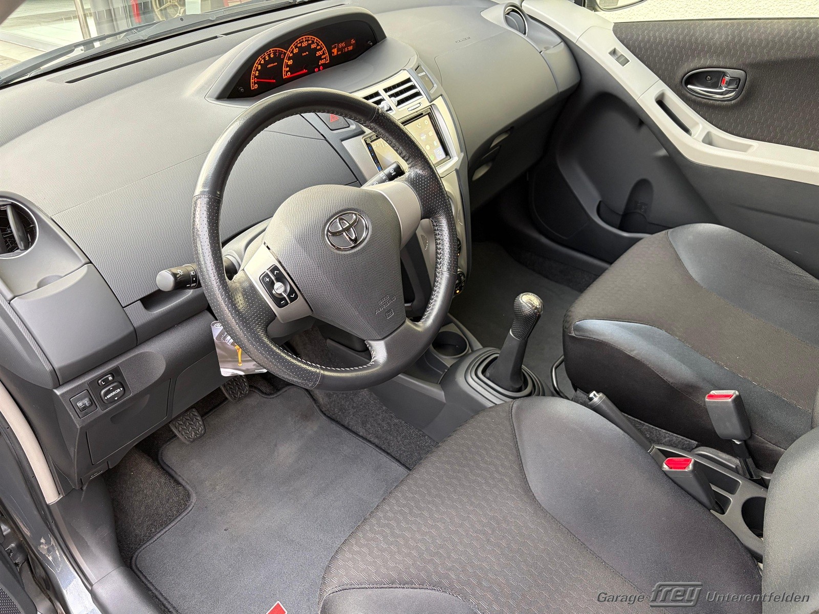 TOYOTA Yaris 1.8 TS-image-7