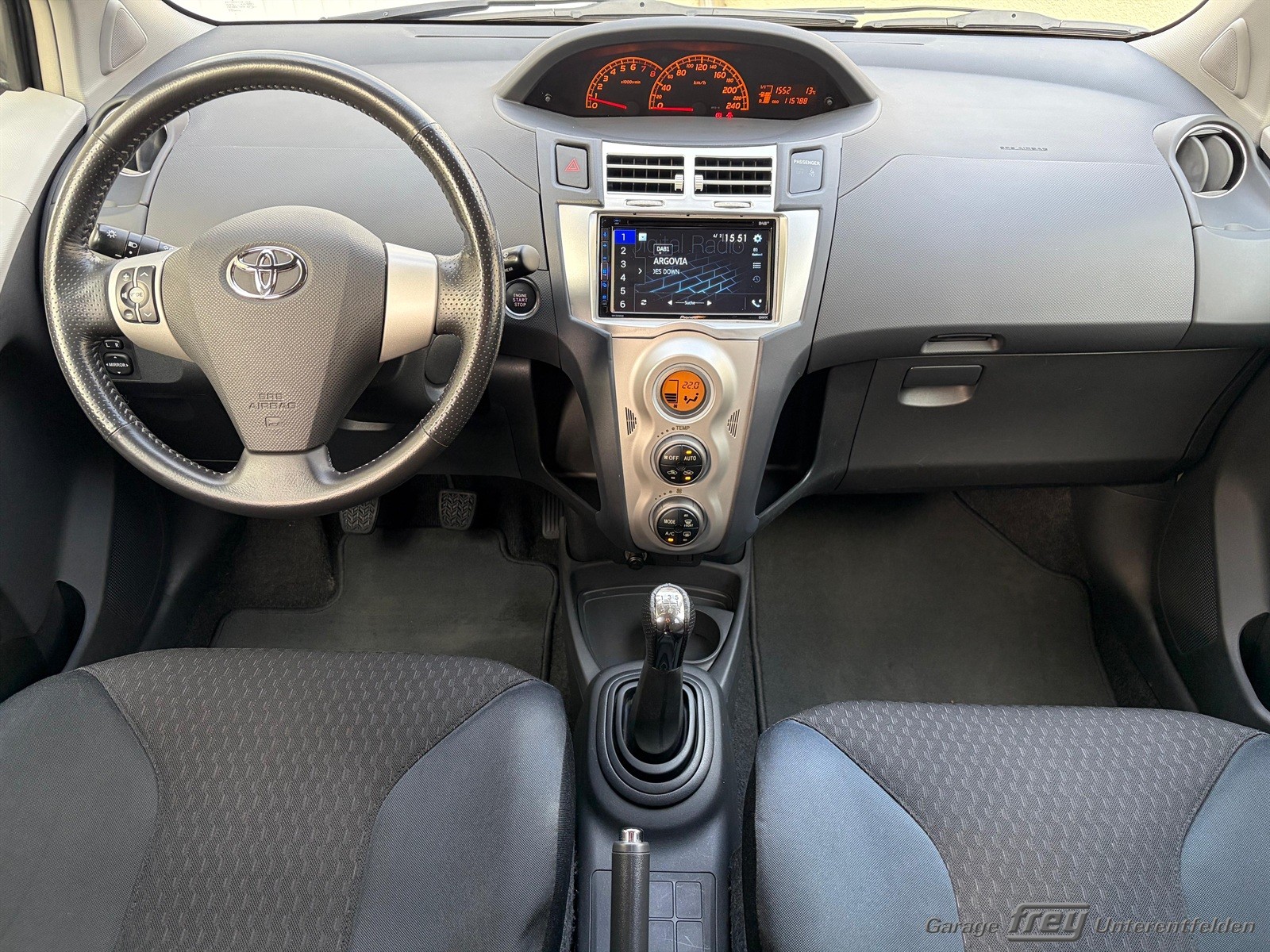 TOYOTA Yaris 1.8 TS-image-8