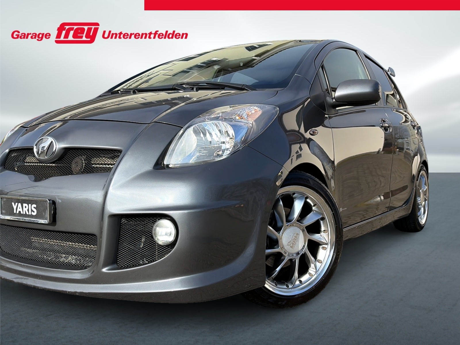 TOYOTA Yaris 1.8 TS-image-1