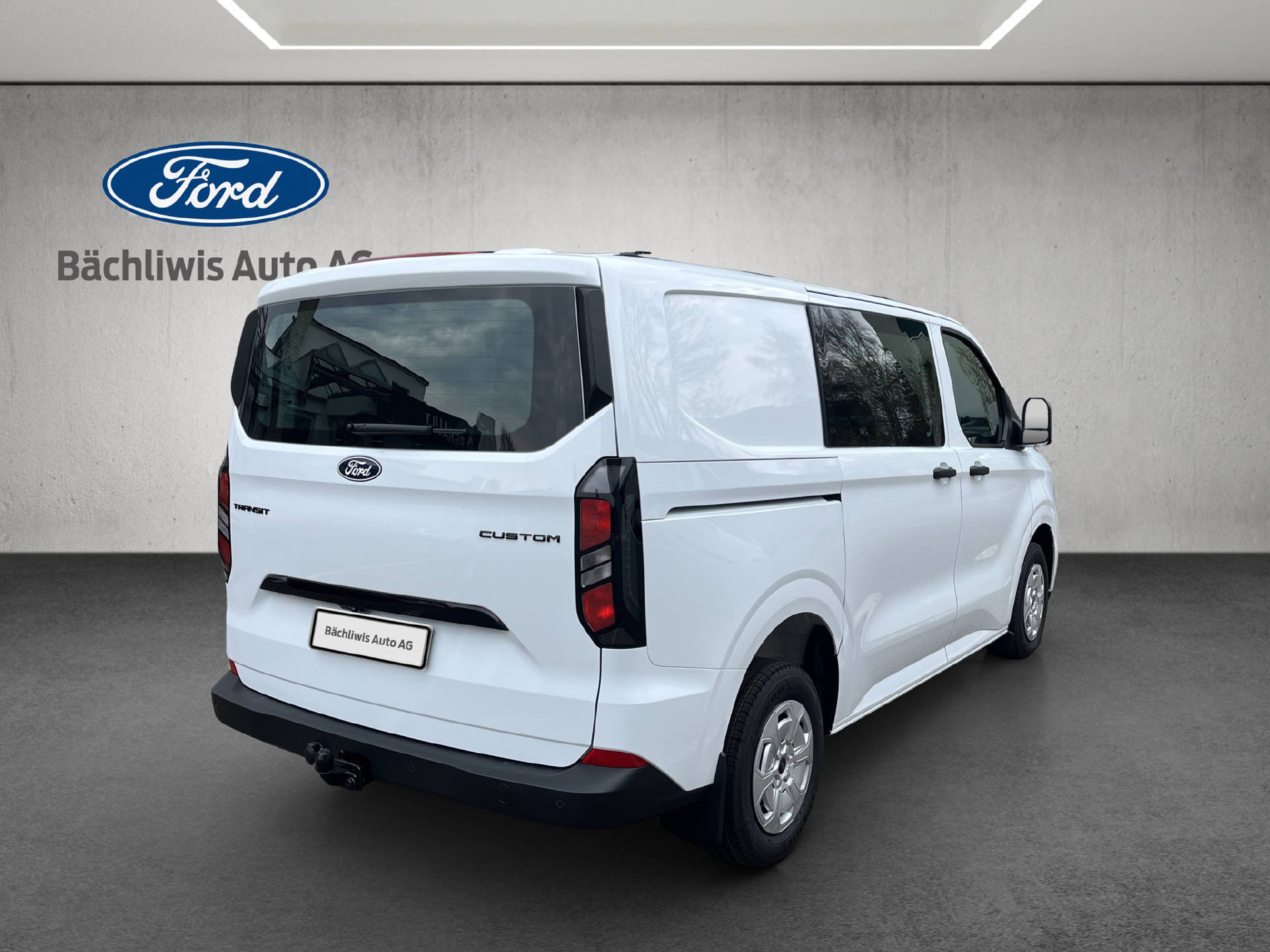 FORD Transit Custom Van 320 L1 2.0 EcoBlue 136 Trend-image-4