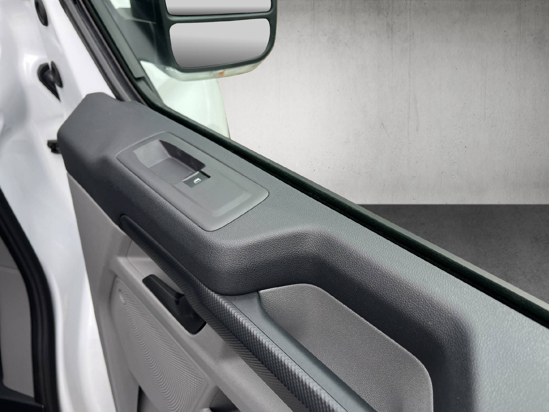 FORD Transit Custom Van 320 L1 2.0 EcoBlue 136 Trend-image-17