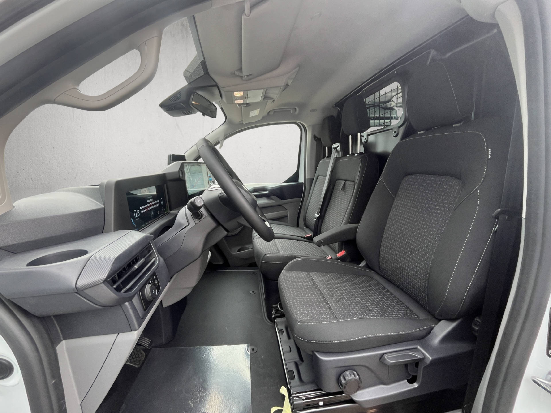 FORD Transit Custom Van 320 L1 2.0 EcoBlue 136 Trend-image-9