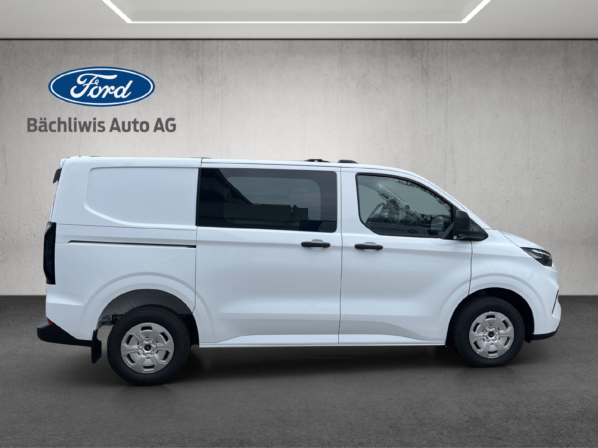 FORD Transit Custom Van 320 L1 2.0 EcoBlue 136 Trend-image-5