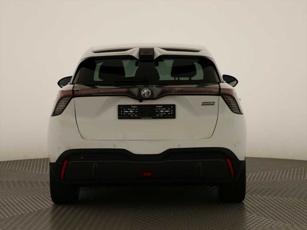 MG MG 4 64kWh Luxury-image-4
