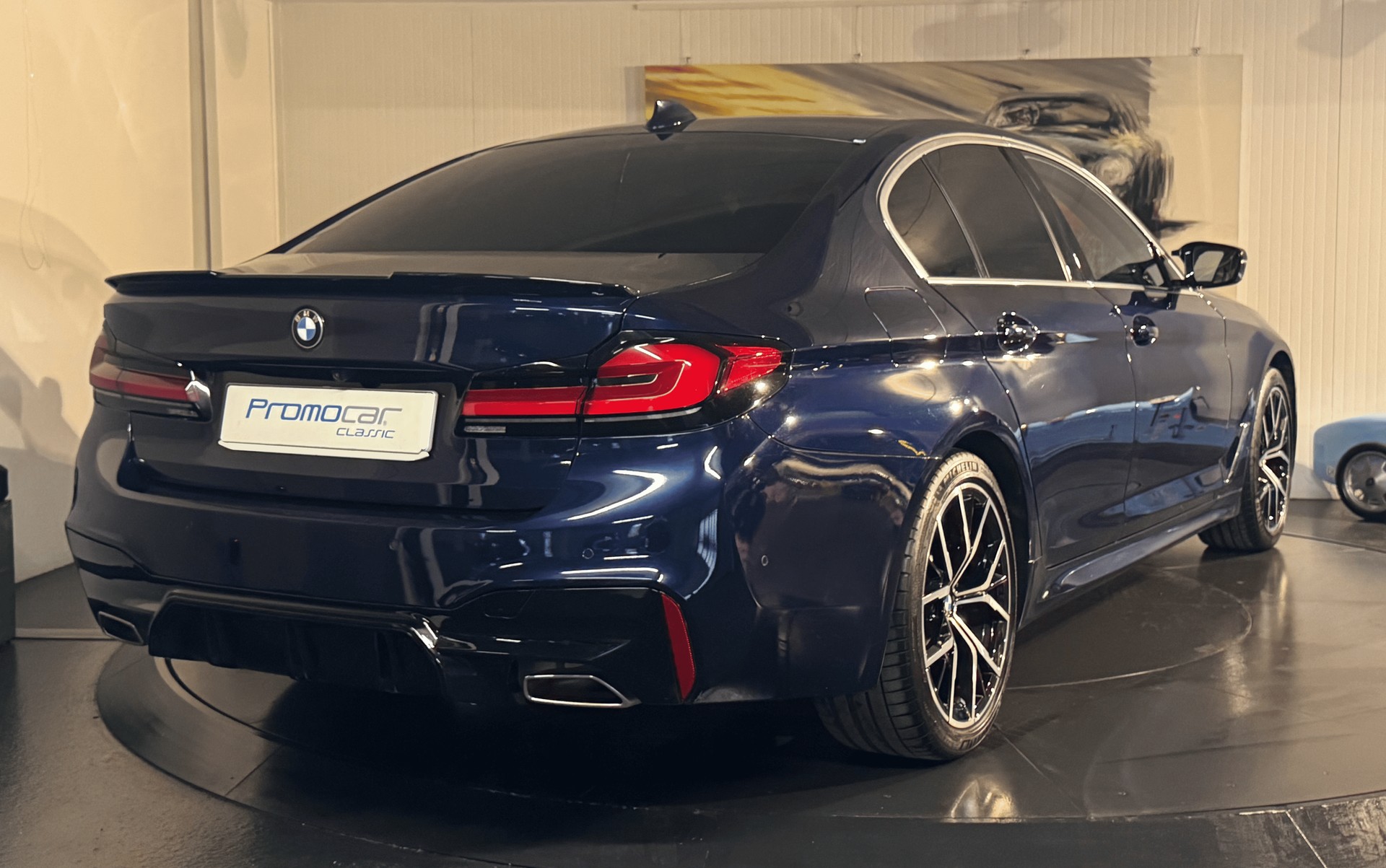 BMW 530e xDrive G30 LCI M LOOK-image-4