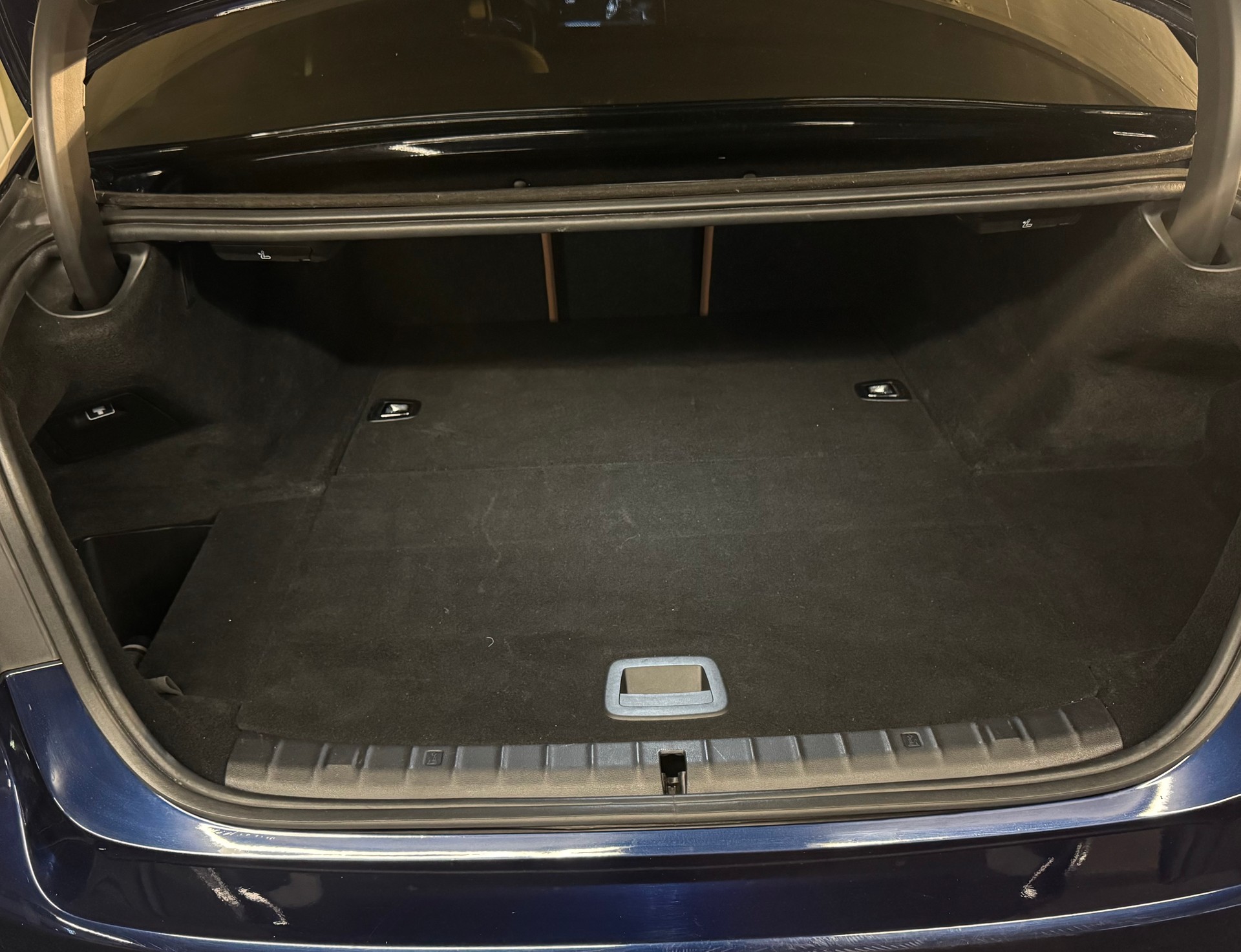 BMW 530e xDrive G30 LCI M LOOK-image-22