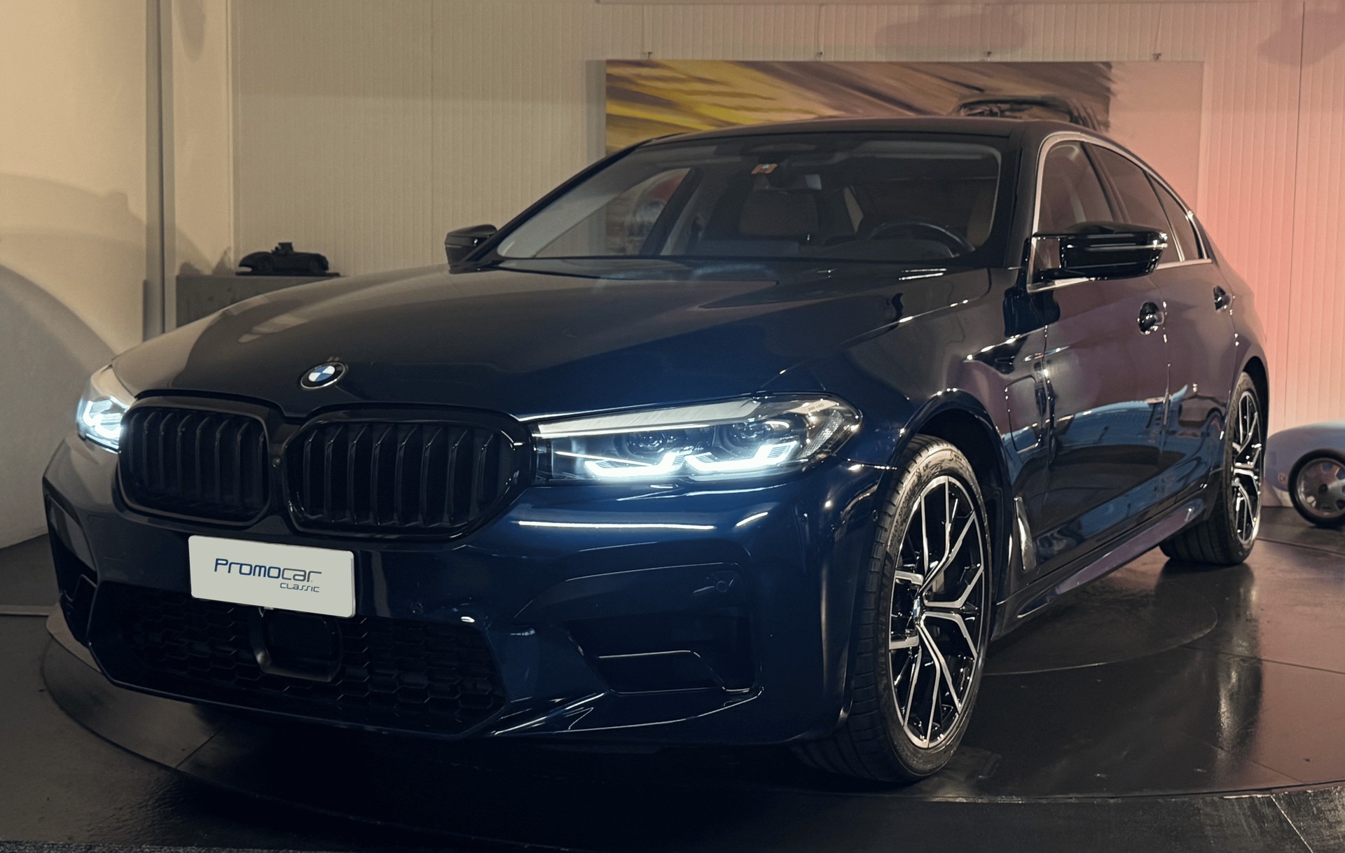 BMW 530e xDrive G30 LCI M LOOK