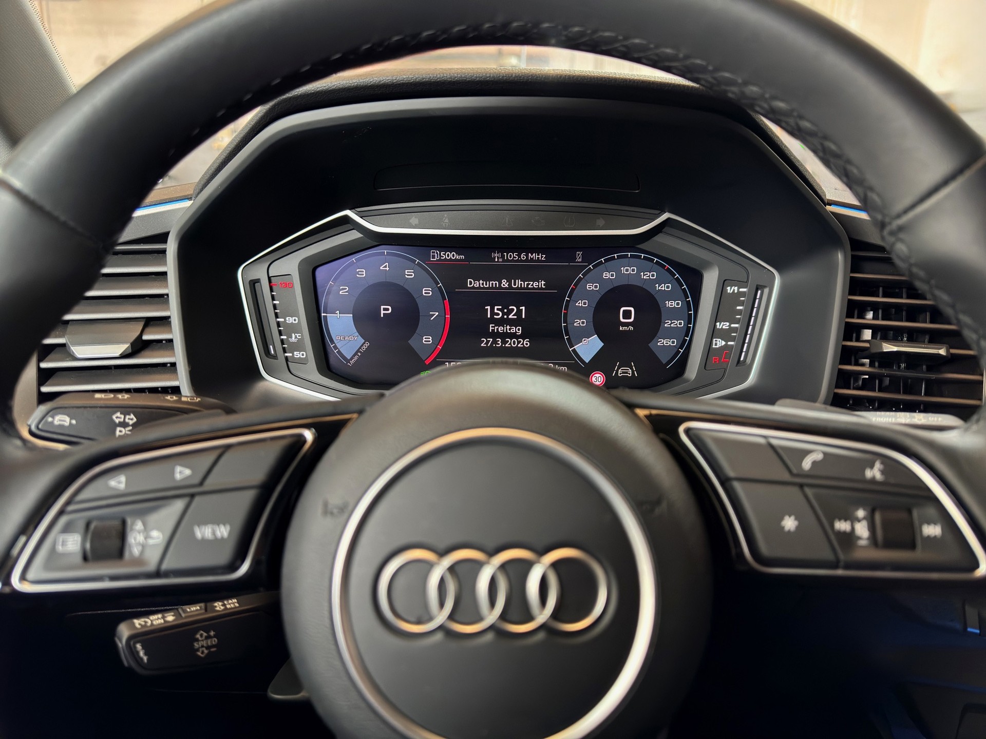 AUDI A1 Sportback 30 TFSI S Line S-tronic Black Edition "RF.-Kamera-Keyless"-image-14