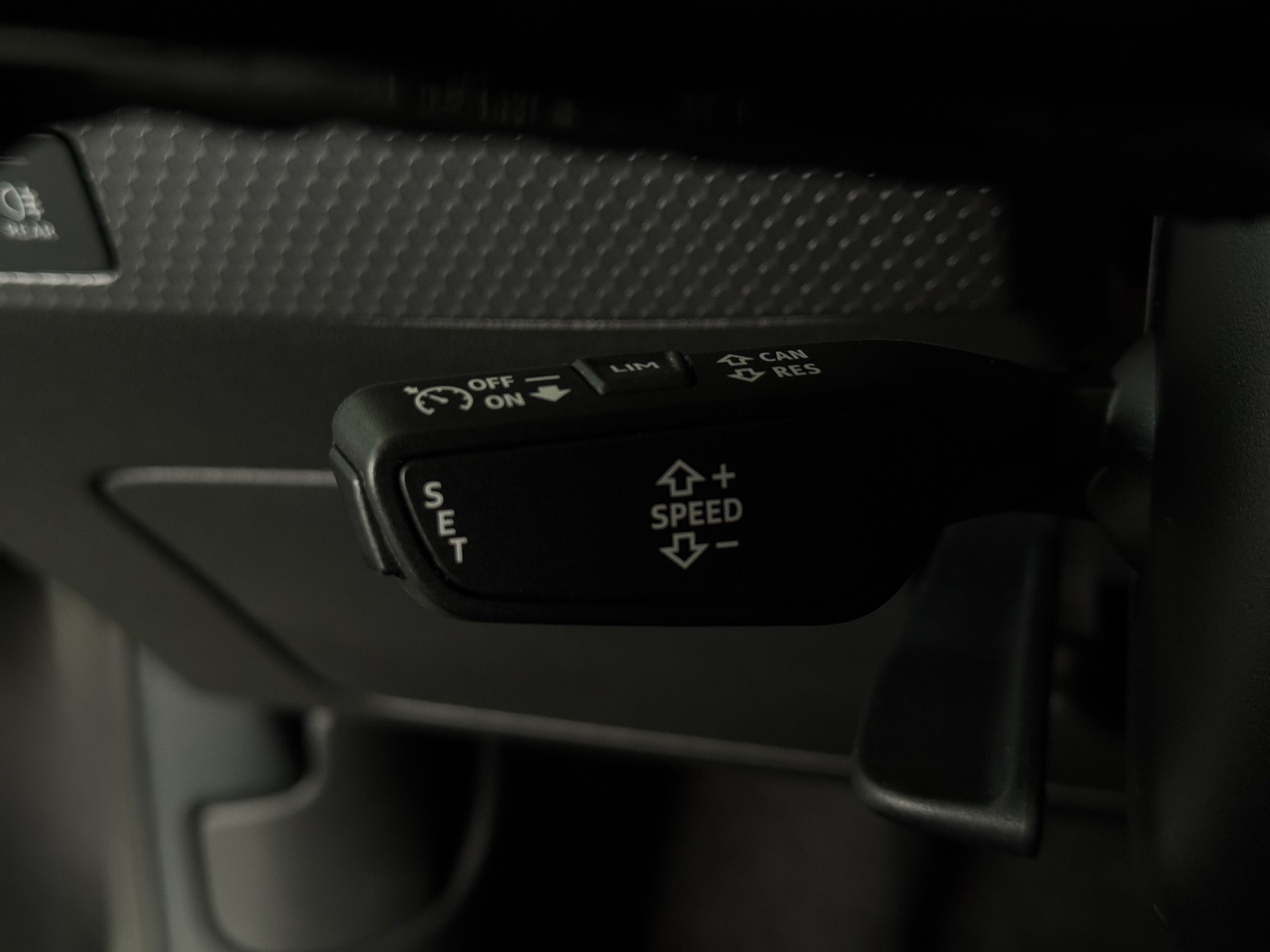 AUDI A1 Sportback 30 TFSI S Line S-tronic Black Edition "RF.-Kamera-Keyless"-image-15