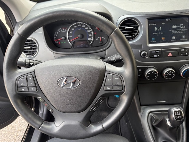 HYUNDAI i10 1.0 Amplia-image-11