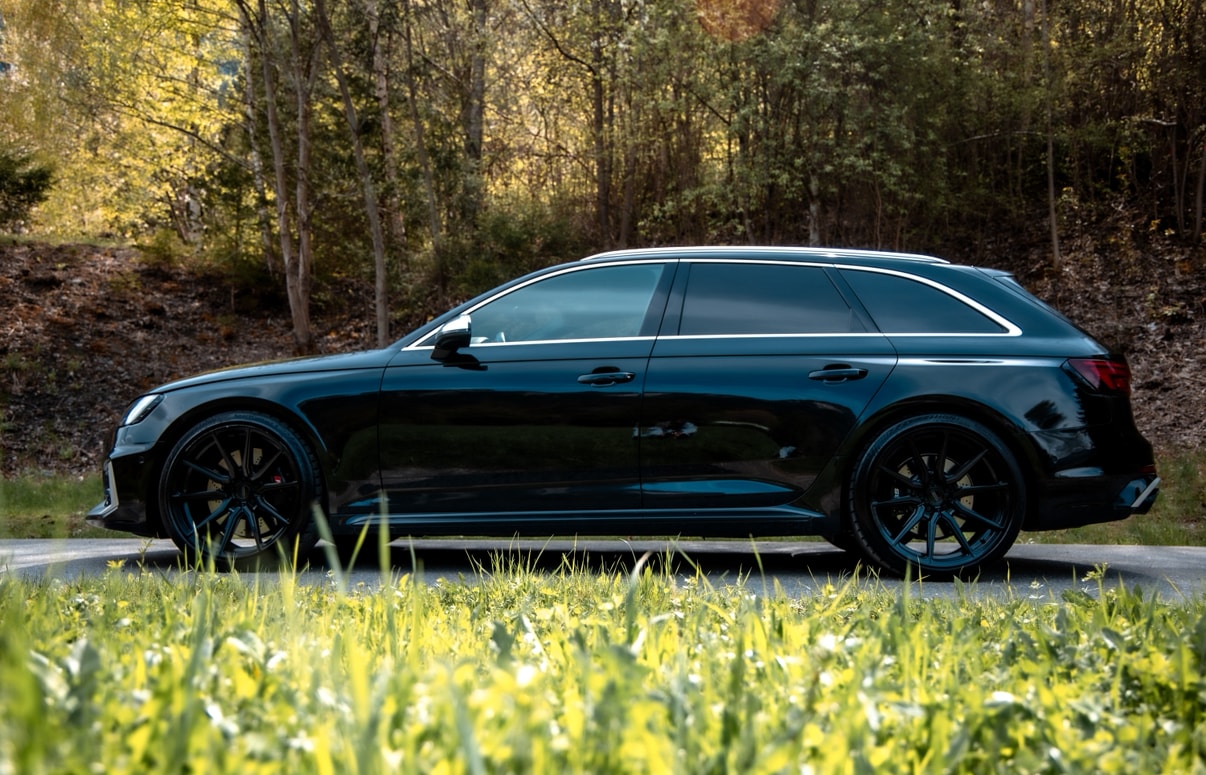 AUDI RS4 Avant 2.9 TFSI quattro tiptronic-image-1