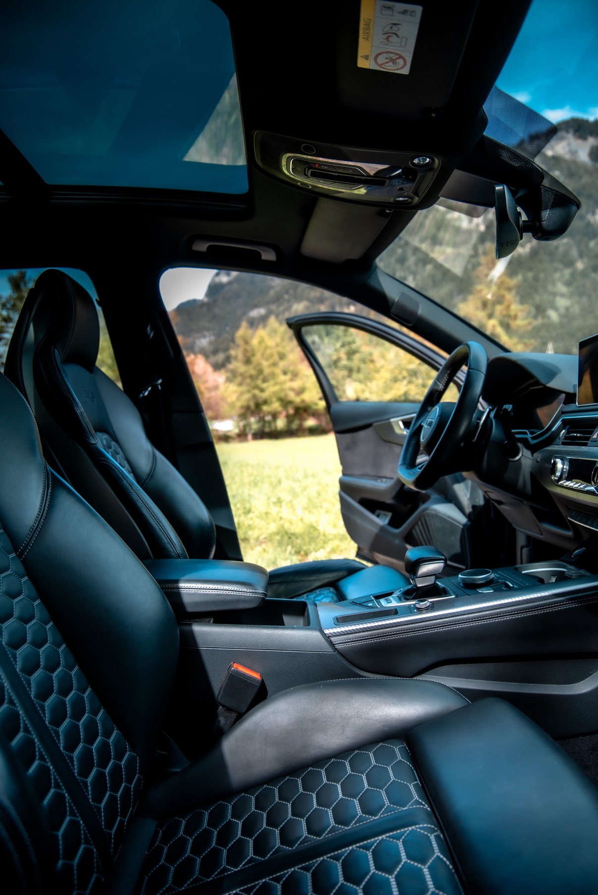 AUDI RS4 Avant 2.9 TFSI quattro tiptronic-image-7